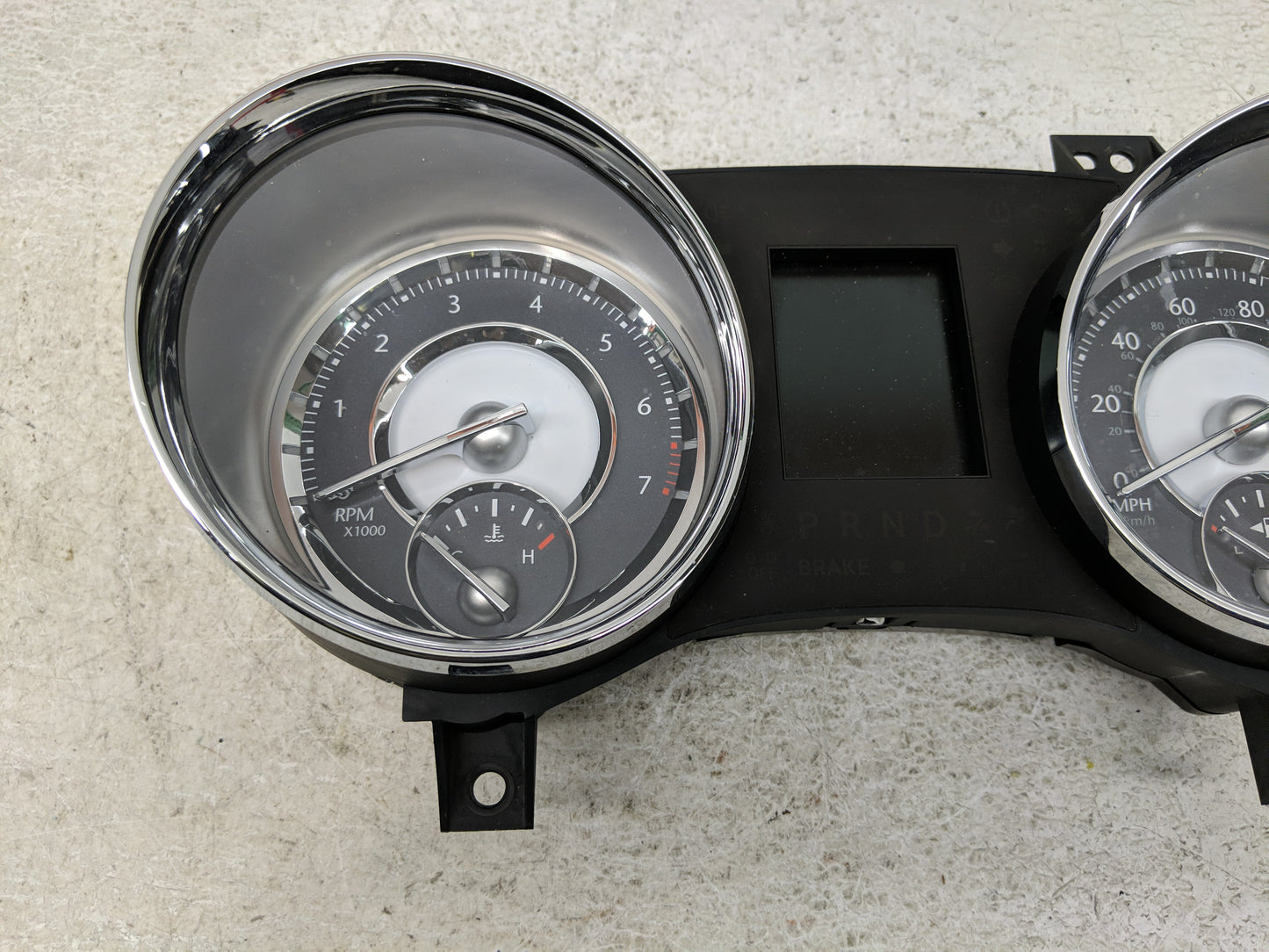 2011 Chrysler 300 Instrument Cluster Speedometer Gauges P/N:P68037330AI Fits OEM Used Auto Parts - Oemusedautoparts1.com