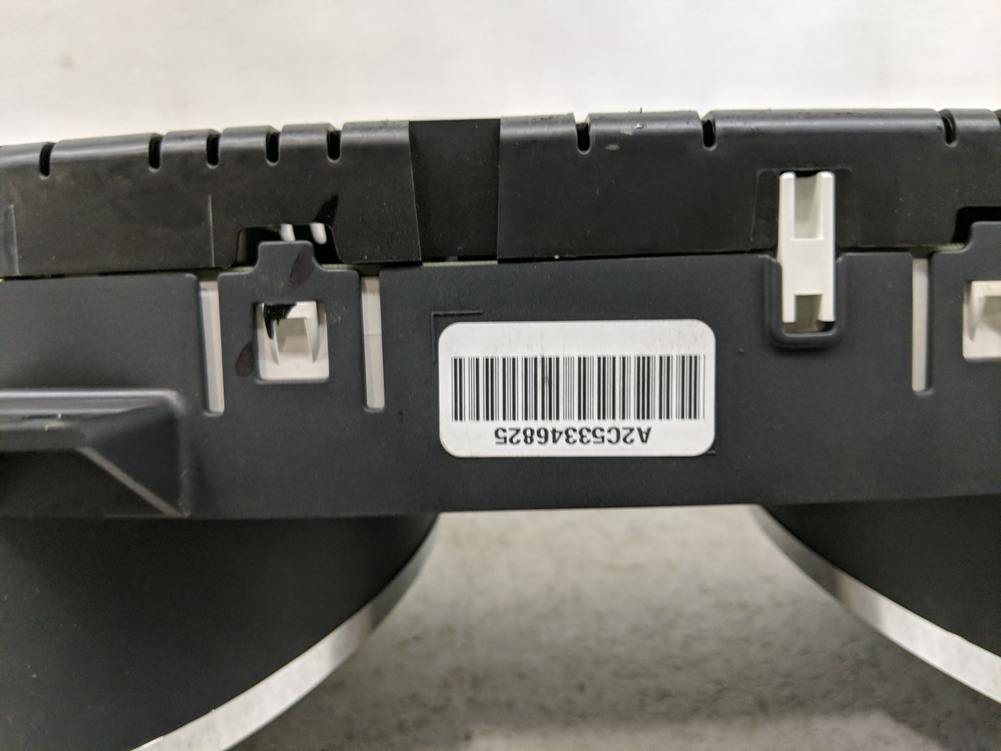 2011 Chrysler 300 Instrument Cluster Speedometer Gauges P/N:P68037330AI Fits OEM Used Auto Parts - Oemusedautoparts1.com
