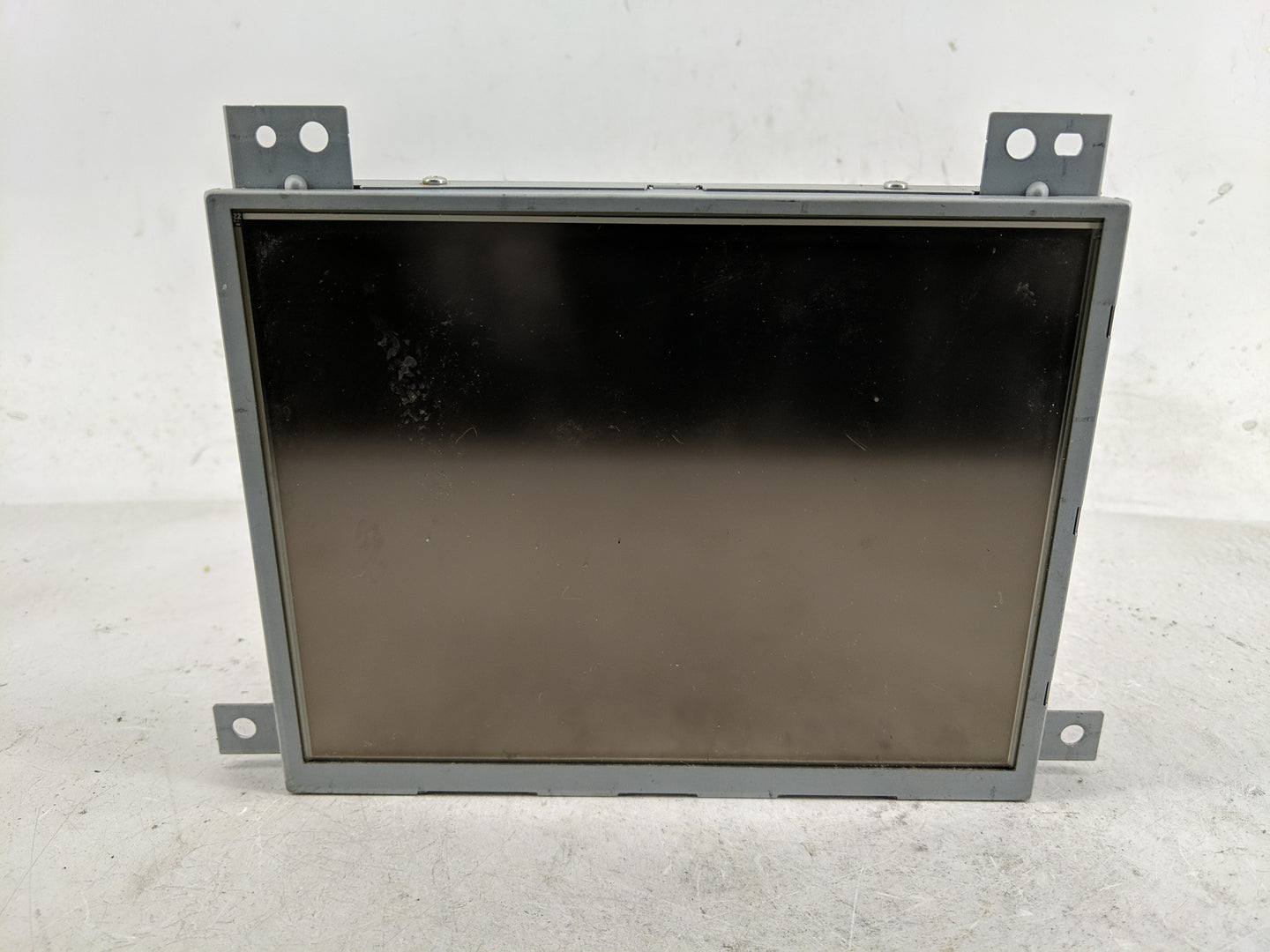 2011-2014 Chrysler 300 Information Display Screen - Oemusedautoparts1.com