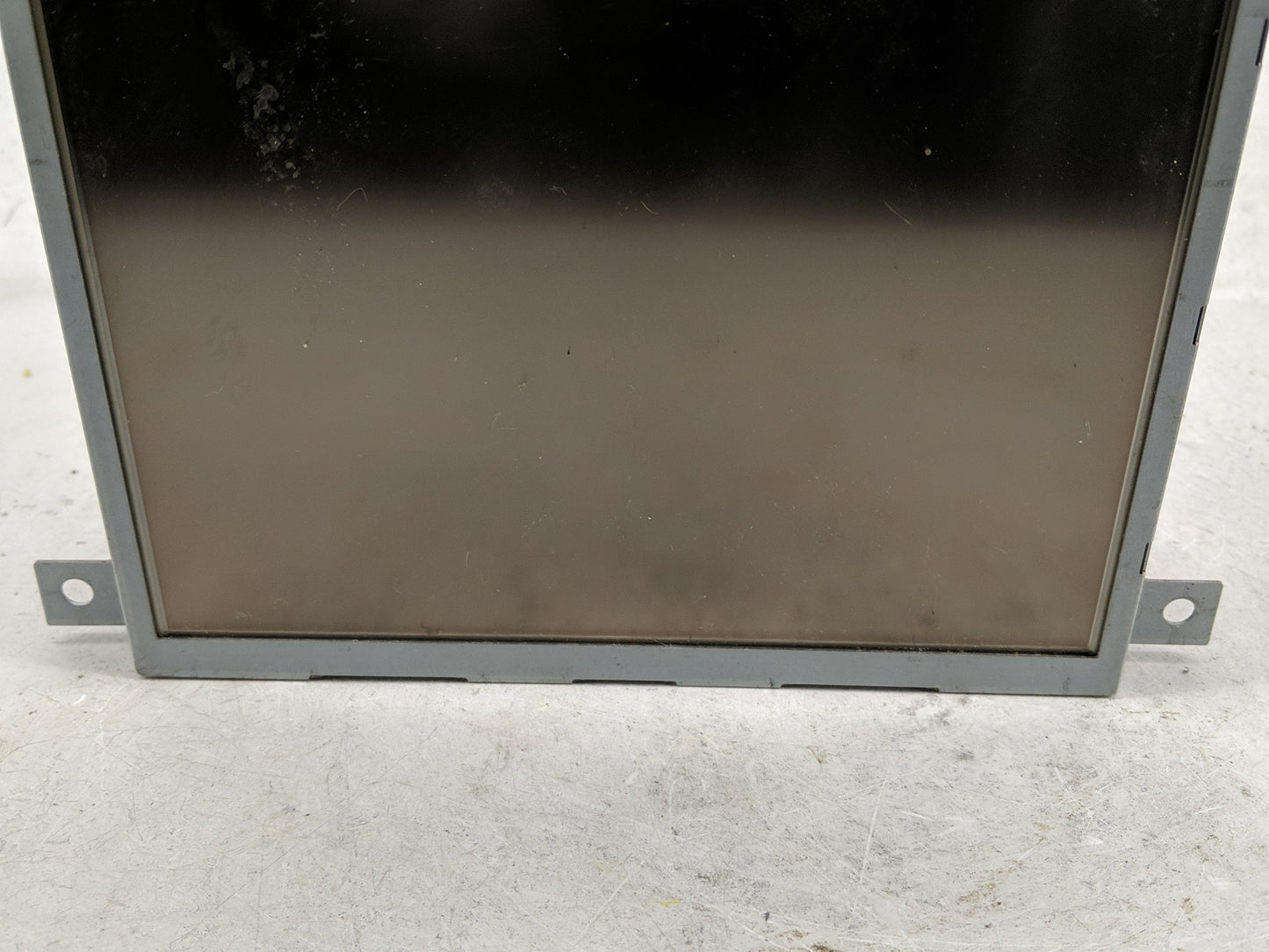 2011-2014 Chrysler 300 Information Display Screen - Oemusedautoparts1.com