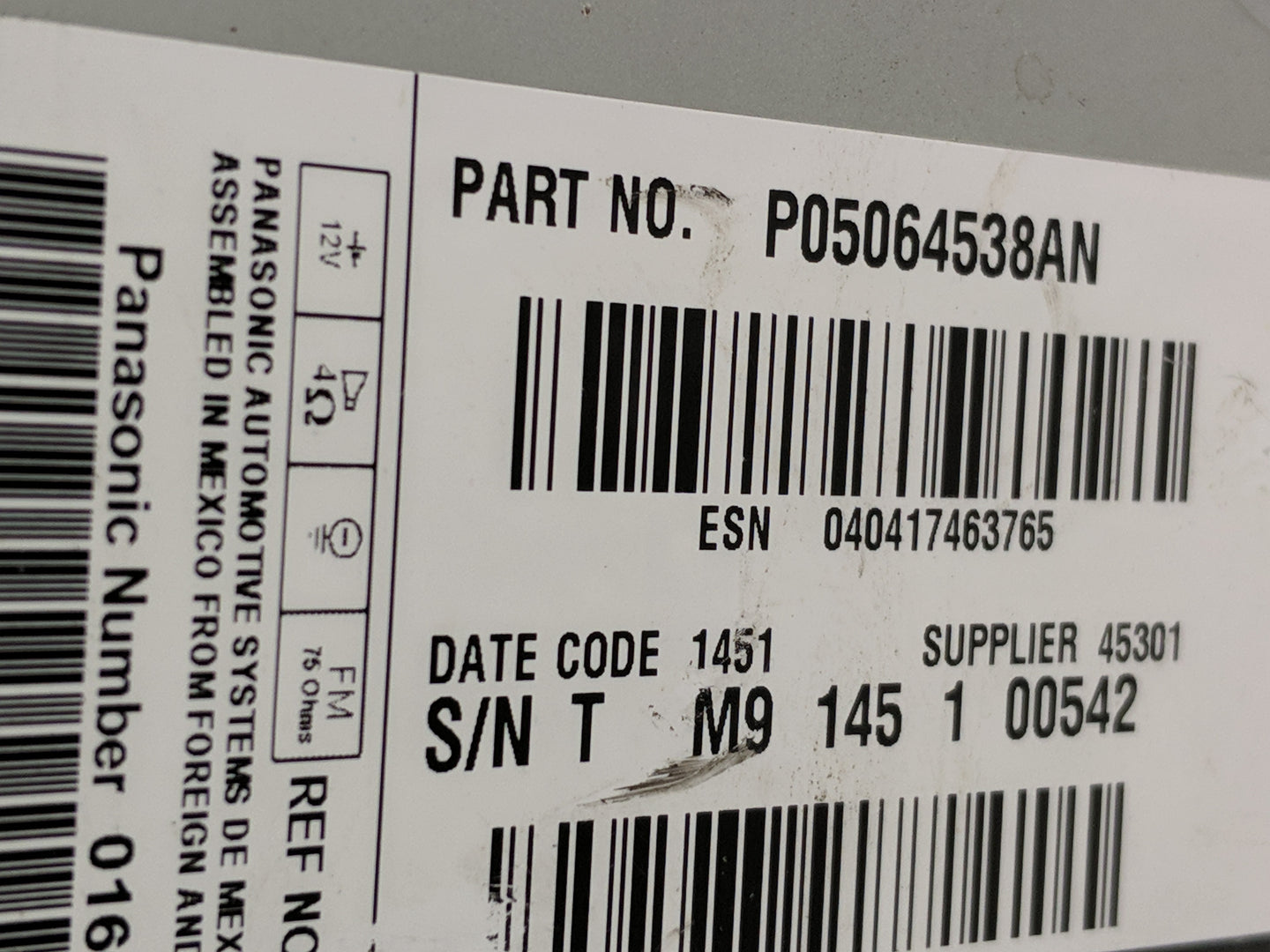 2011 Chrysler 300 Radio AM FM Cd Player Receiver Replacement P/N:P05064538AN Fits OEM Used Auto Parts - Oemusedautoparts1.co