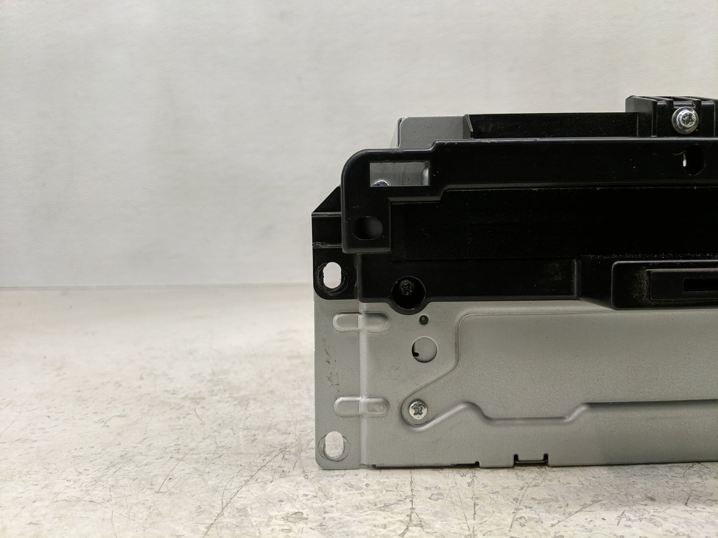 2011 Chrysler 300 Radio AM FM Cd Player Receiver Replacement P/N:P05064542AN Fits OEM Used Auto Parts - Oemusedautoparts1.co