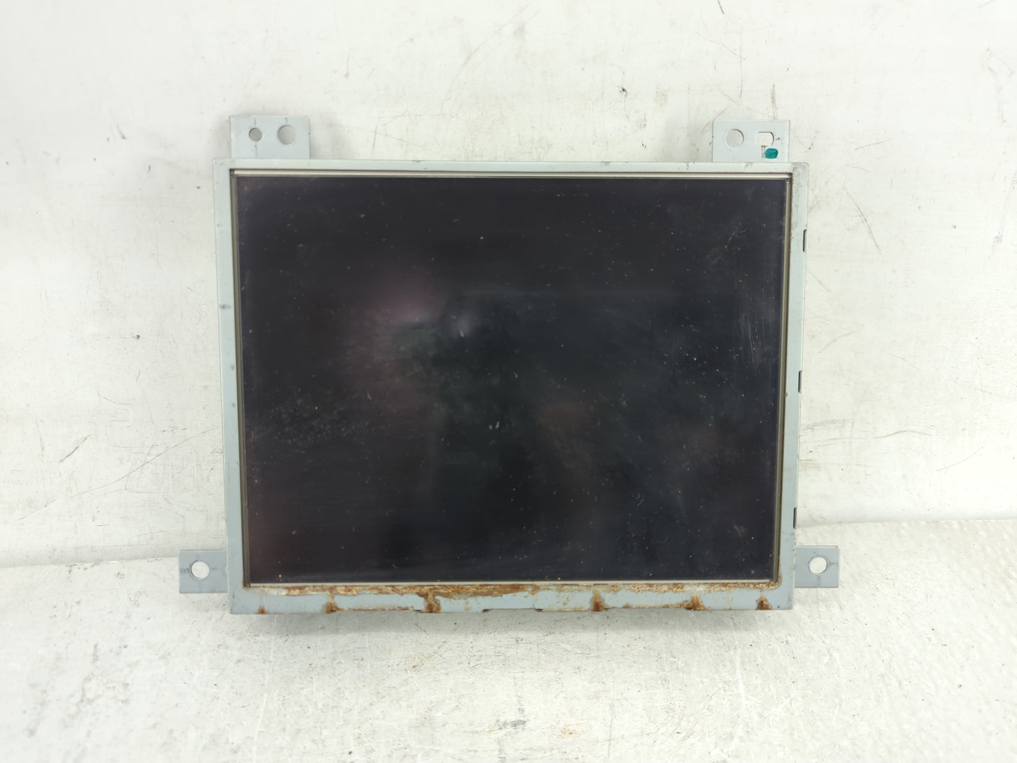 2011-2014 Chrysler 300 Information Display Screen - Oemusedautoparts1.com