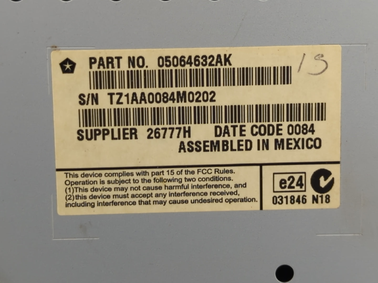 2011-2014 Chrysler 300 Information Display Screen - Oemusedautoparts1.com