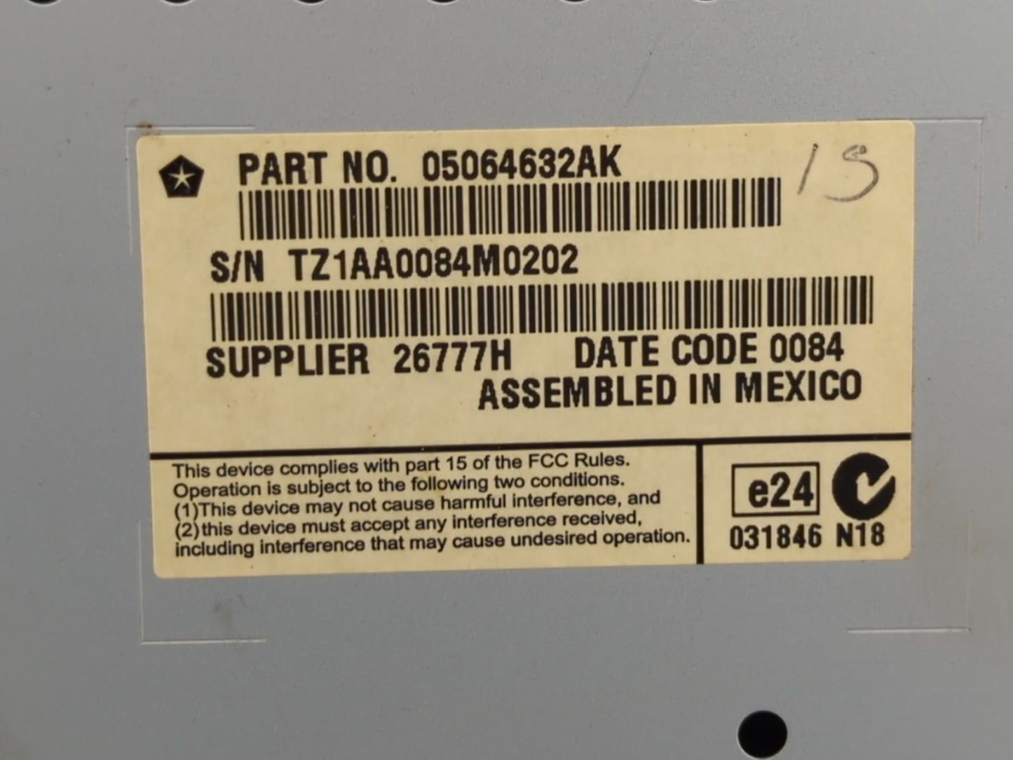 2011-2014 Chrysler 300 Information Display Screen - Oemusedautoparts1.com