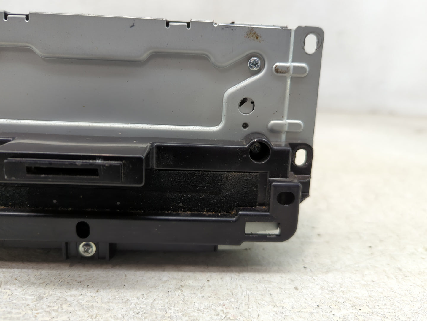 2011 Chrysler 300 Radio AM FM Cd Player Receiver Replacement P/N:05064538AN Fits OEM Used Auto Parts - Oemusedautoparts1.com