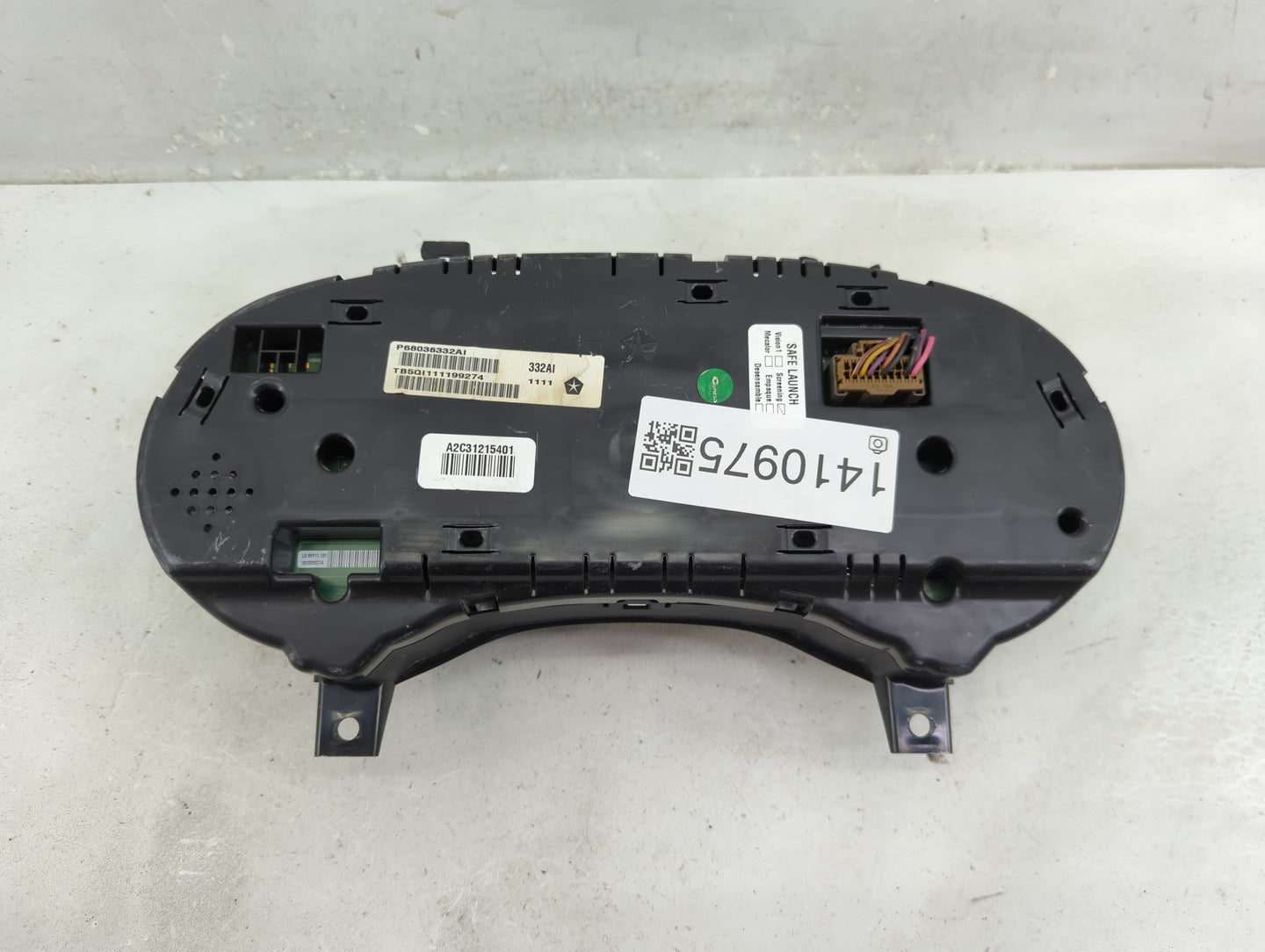 2011 Chrysler 300 Instrument Cluster Speedometer Gauges P/N:68038332AI Fits OEM Used Auto Parts - Oemusedautoparts1.com