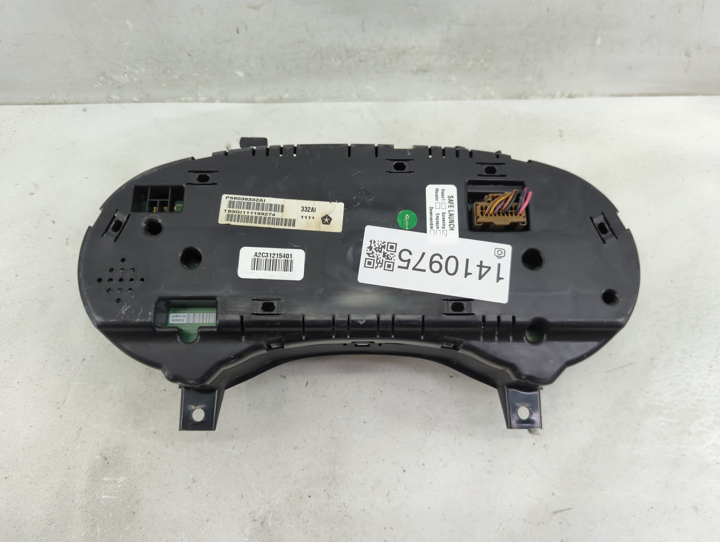 2011 Chrysler 300 Instrument Cluster Speedometer Gauges P/N:68038332AI Fits OEM Used Auto Parts - Oemusedautoparts1.com