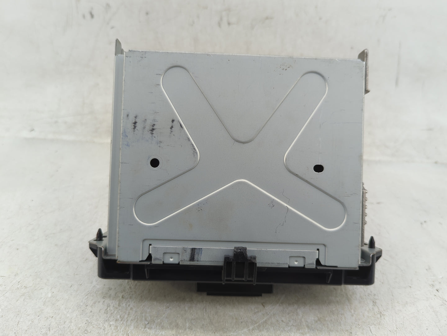 2011 Chrysler 300 Radio AM FM Cd Player Receiver Replacement P/N:P05064538AN Fits OEM Used Auto Parts - Oemusedautoparts1.co