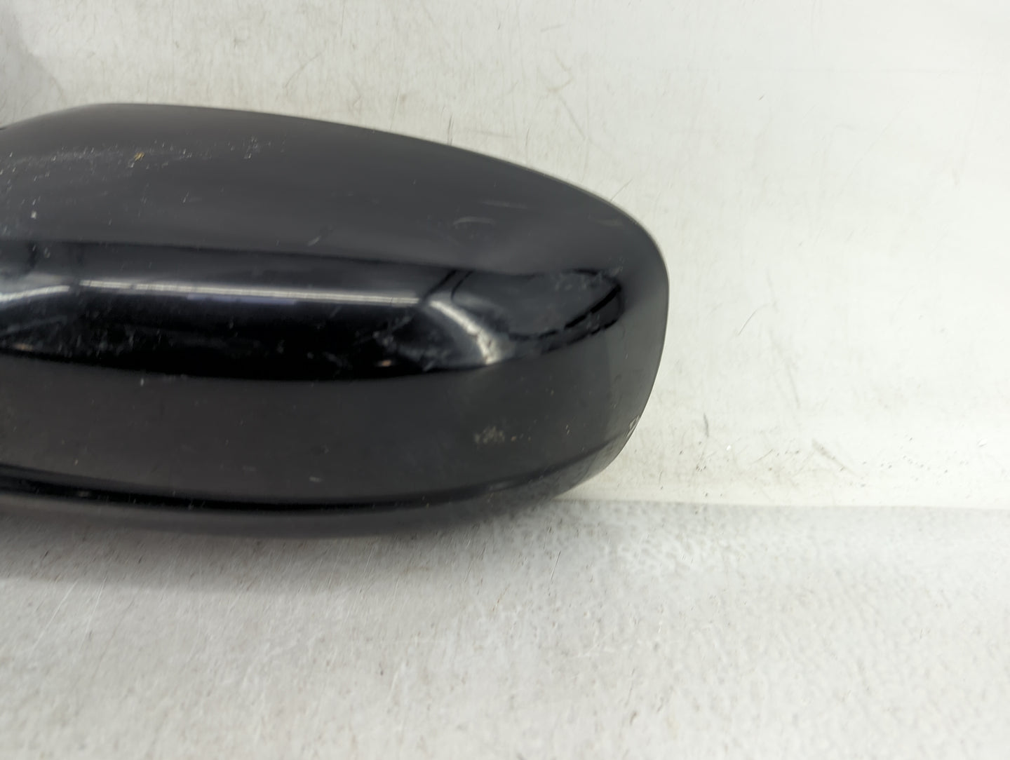 2011-2014 Chrysler 300 Driver Side View Mirror - Left Door Mirror OEM Used - Oemusedautoparts1.com