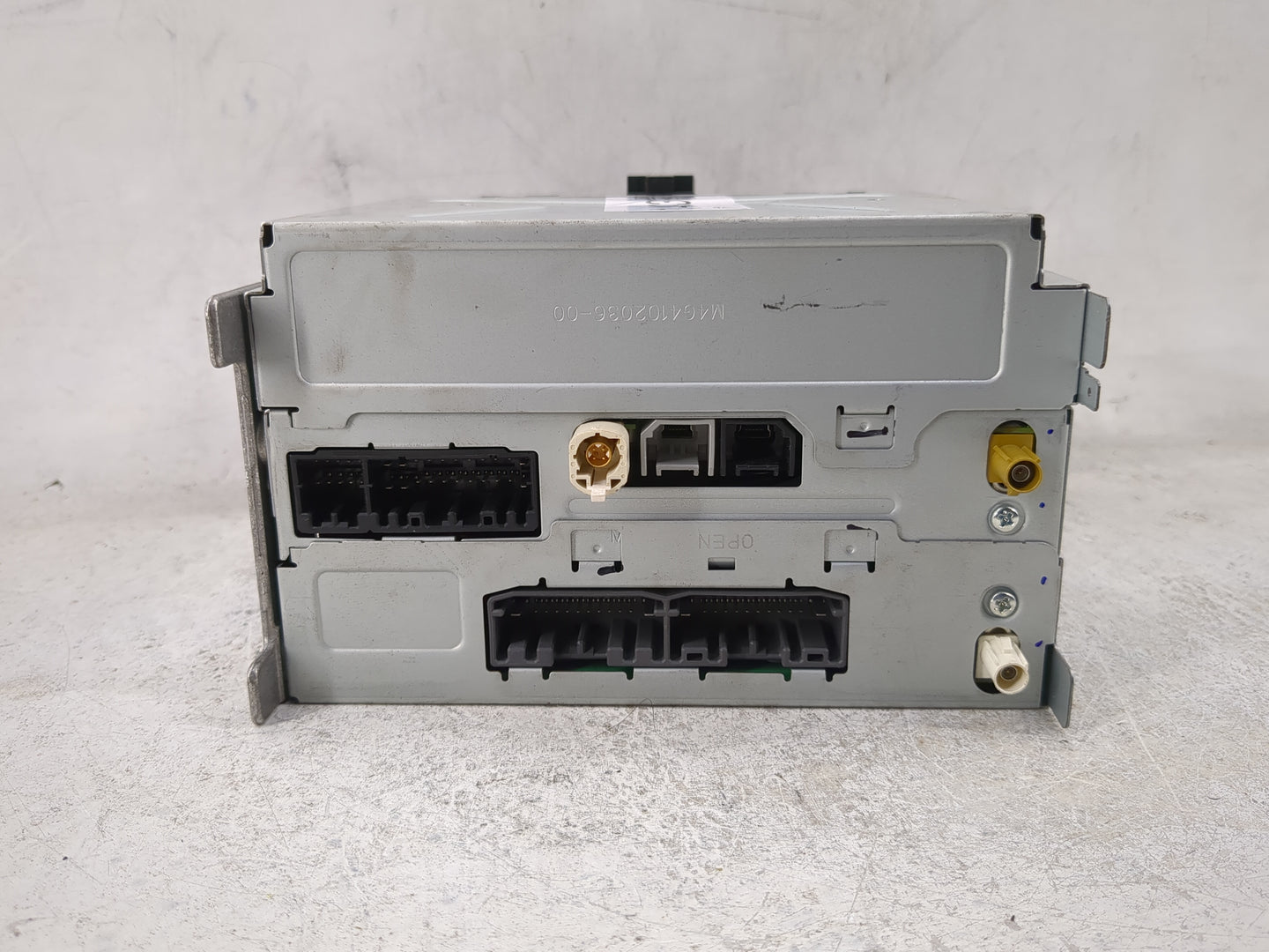 2011 Chrysler 300 Radio AM FM Cd Player Receiver Replacement P/N:P05064538AN Fits OEM Used Auto Parts - Oemusedautoparts1.co