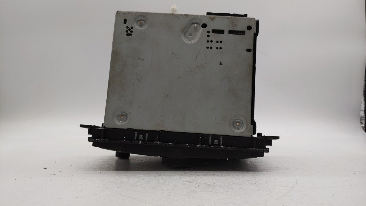 2011 Chrysler 300 Am Fm Cd Player Radio Receiver - Oemusedautoparts1.com