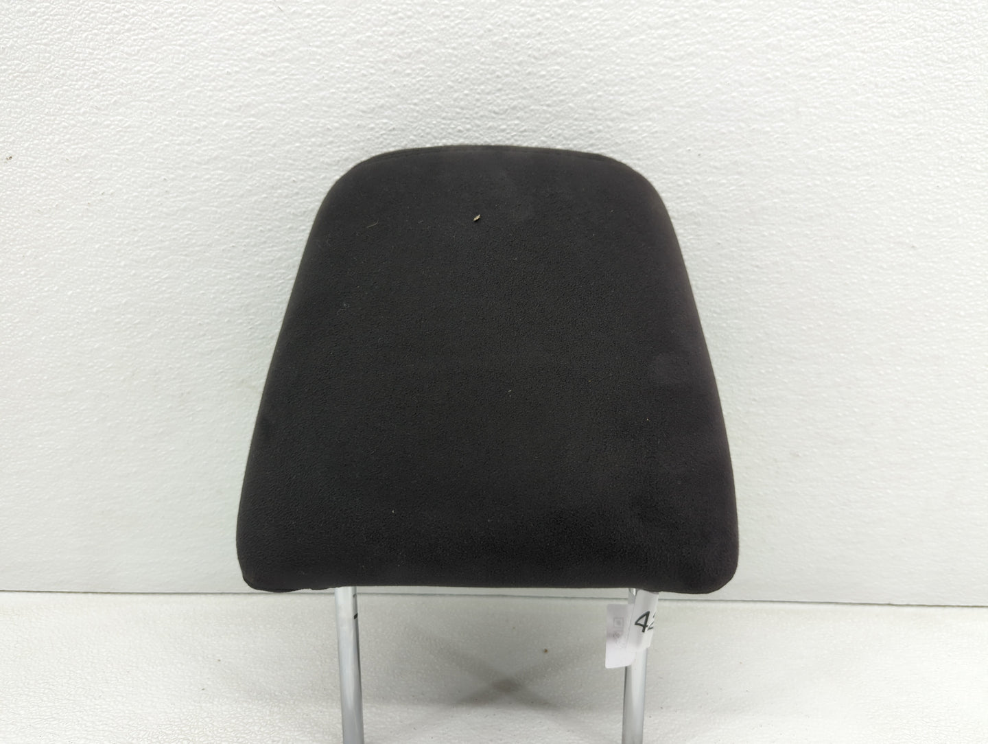 Chrysler 300 Headrest Head Rest Front Driver Passenger Seat Black - Oemusedautoparts1.com