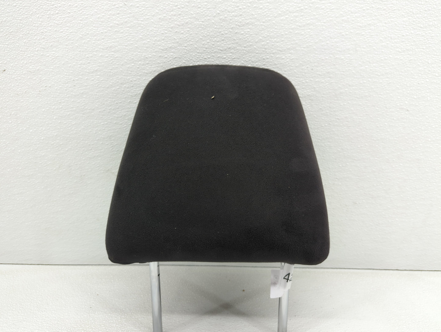 Chrysler 300 Headrest Head Rest Front Driver Passenger Seat Black - Oemusedautoparts1.com