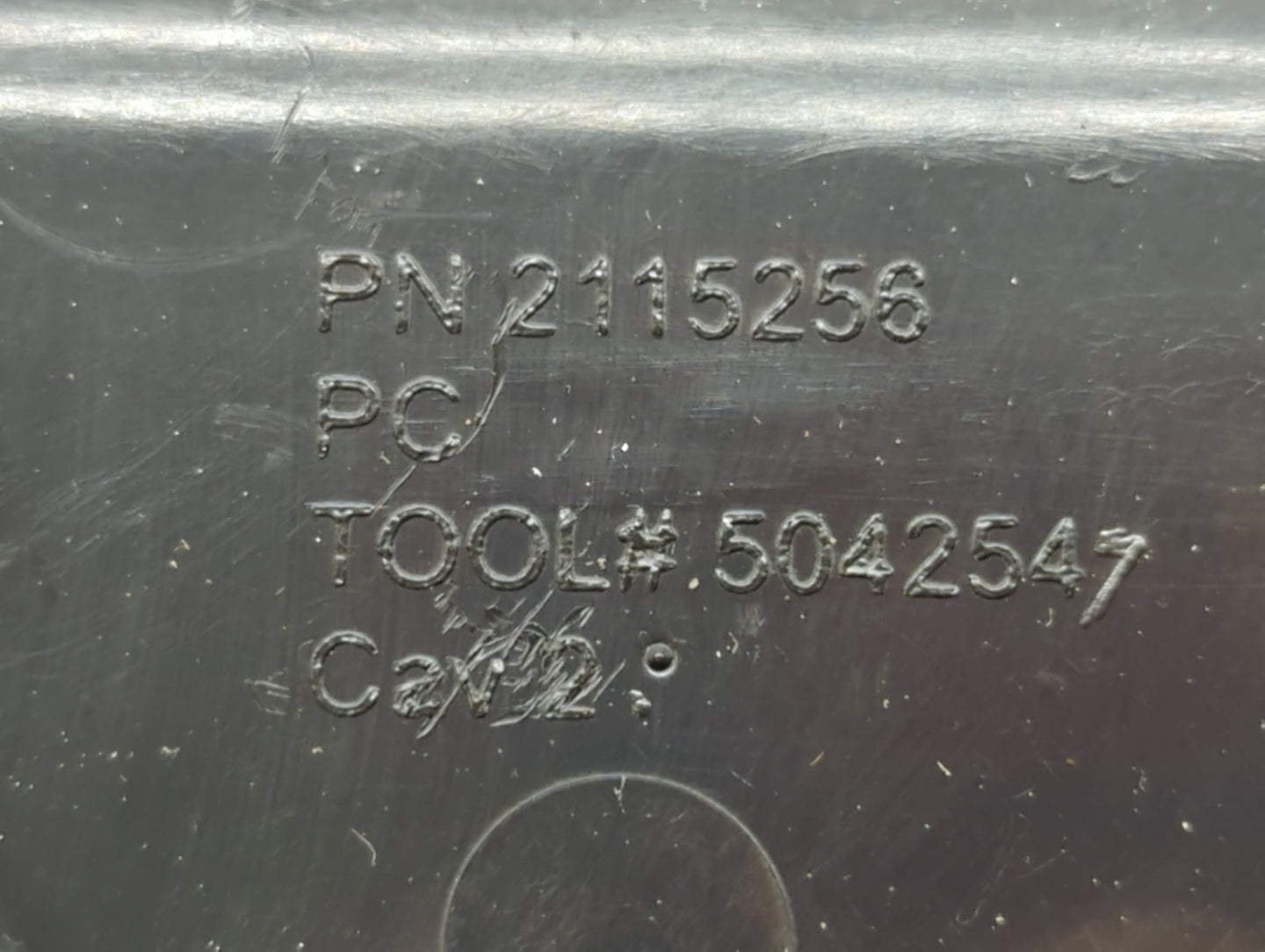 2011-2012 Chrysler 300 Center Floor Console P/N:5042547 2115256 Fits Fits 2011 2012 OEM Used Auto Parts - Oemusedautoparts1.