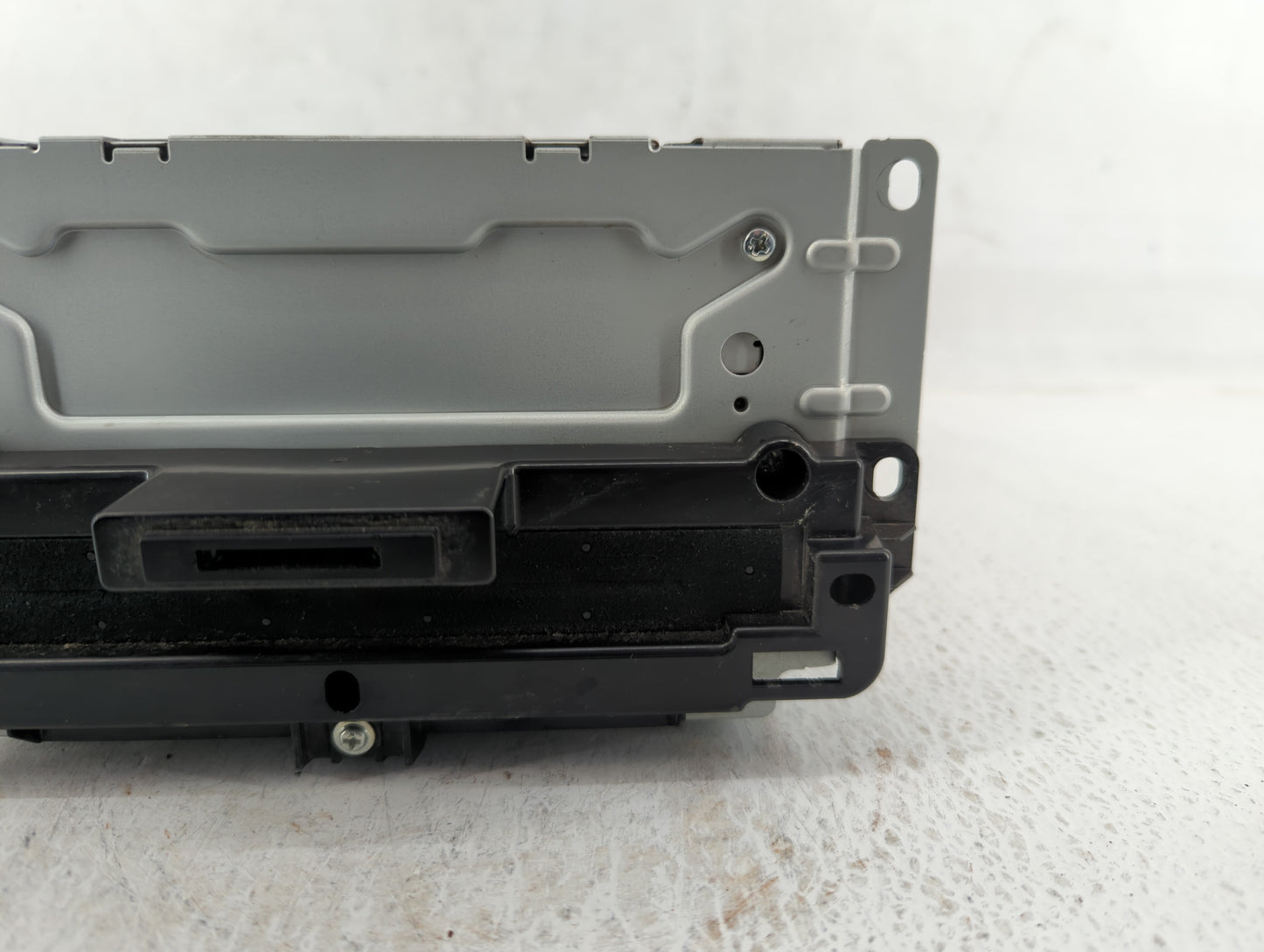 2011-2011 Chrysler 300 Am Fm Cd Player Radio Receiver - Oemusedautoparts1.com
