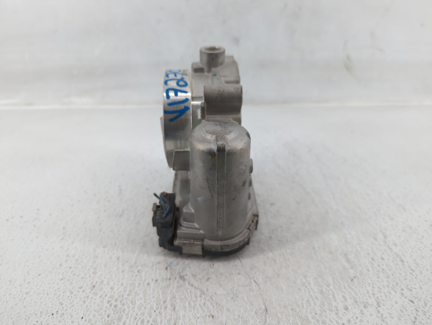 2011-2022 Chrysler 300 Throttle Body P/N:05184349AC Fits Fits 2011 2012 2013 2014 2015 2016 2017 2018 2019 2020 2021 2022 OE