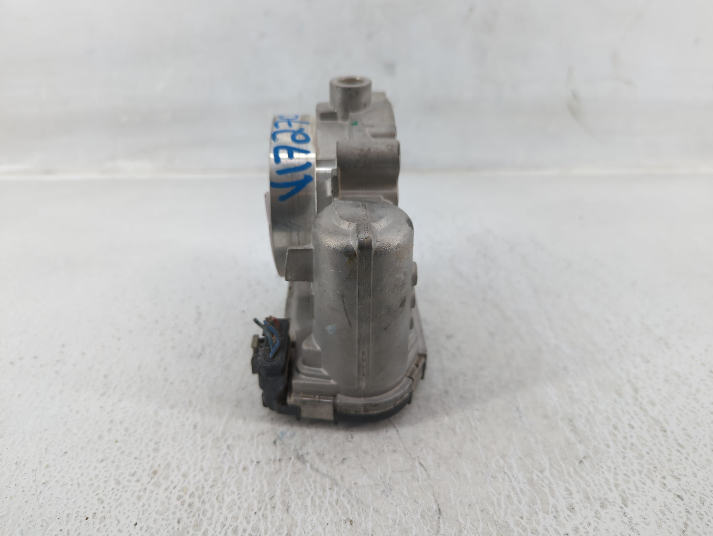 2011-2022 Chrysler 300 Throttle Body P/N:05184349AC Fits Fits 2011 2012 2013 2014 2015 2016 2017 2018 2019 2020 2021 2022 OE