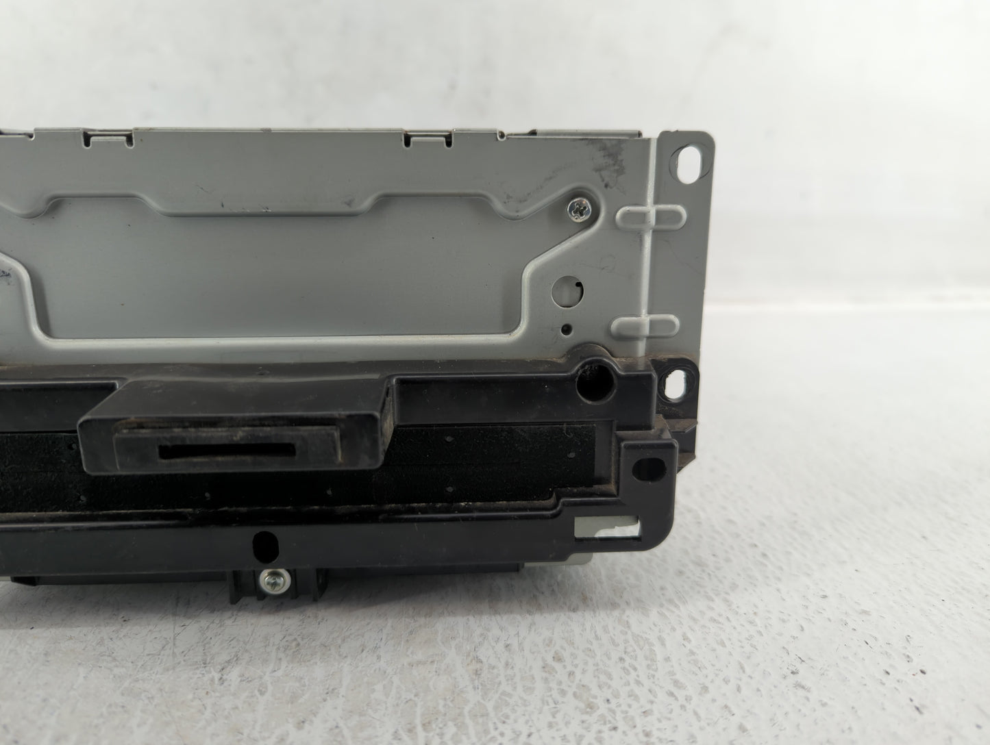 2011-2011 Chrysler 300 Am Fm Cd Player Radio Receiver - Oemusedautoparts1.com