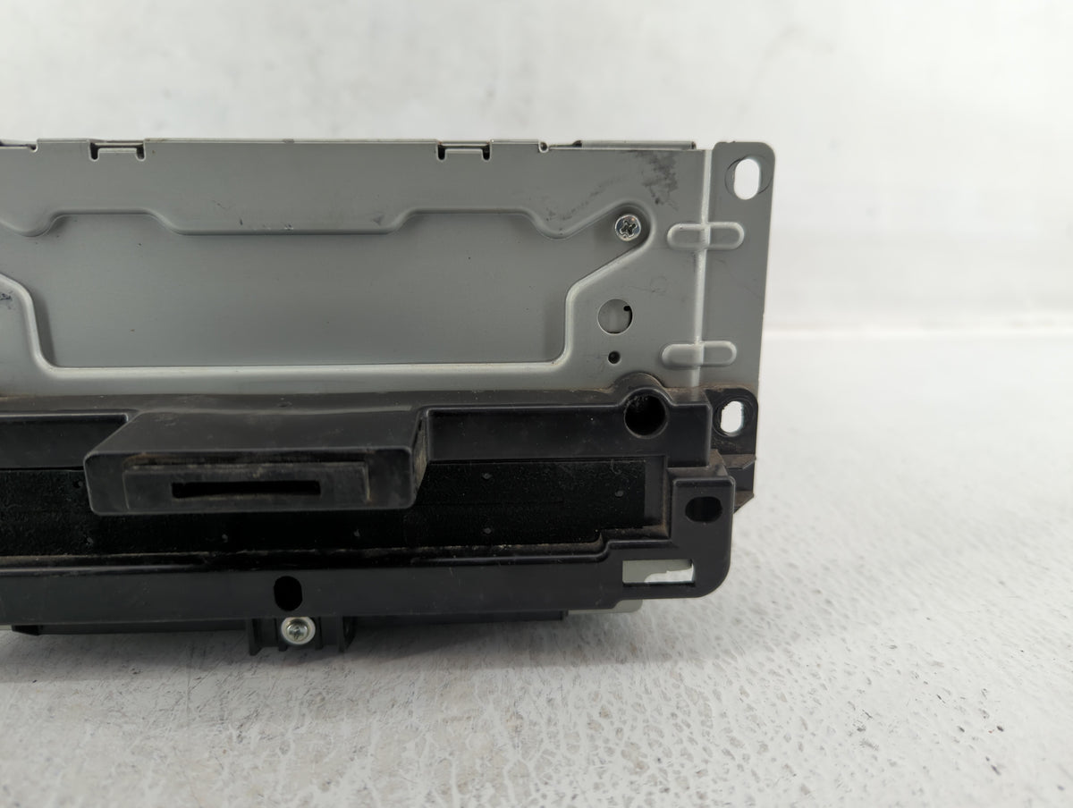2011-2011 Chrysler 300 Am Fm Cd Player Radio Receiver 551610 - Oemusedautoparts1.com