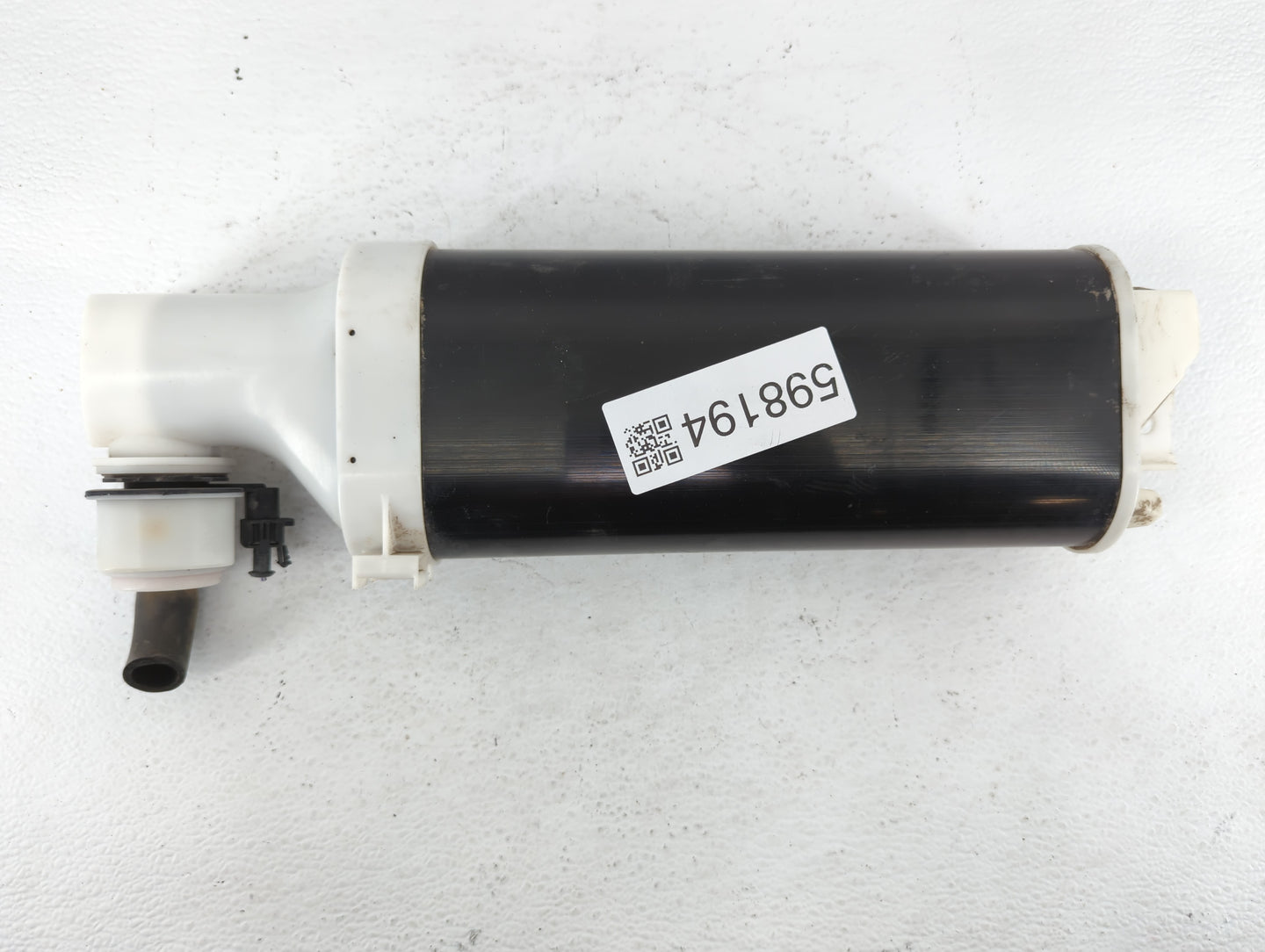 2011 Chrysler 300 Fuel Vapor Charcoal Canister - Oemusedautoparts1.com