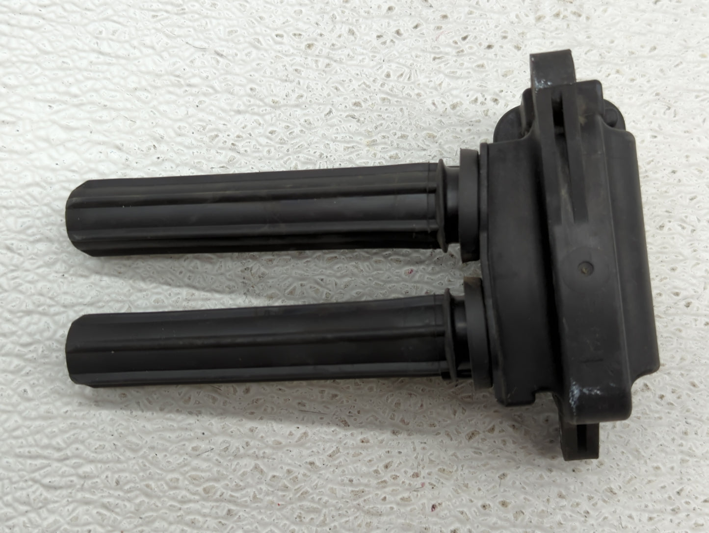 2005-2022 Chrysler 300 Ignition Coil Igniter Pack - Oemusedautoparts1.com