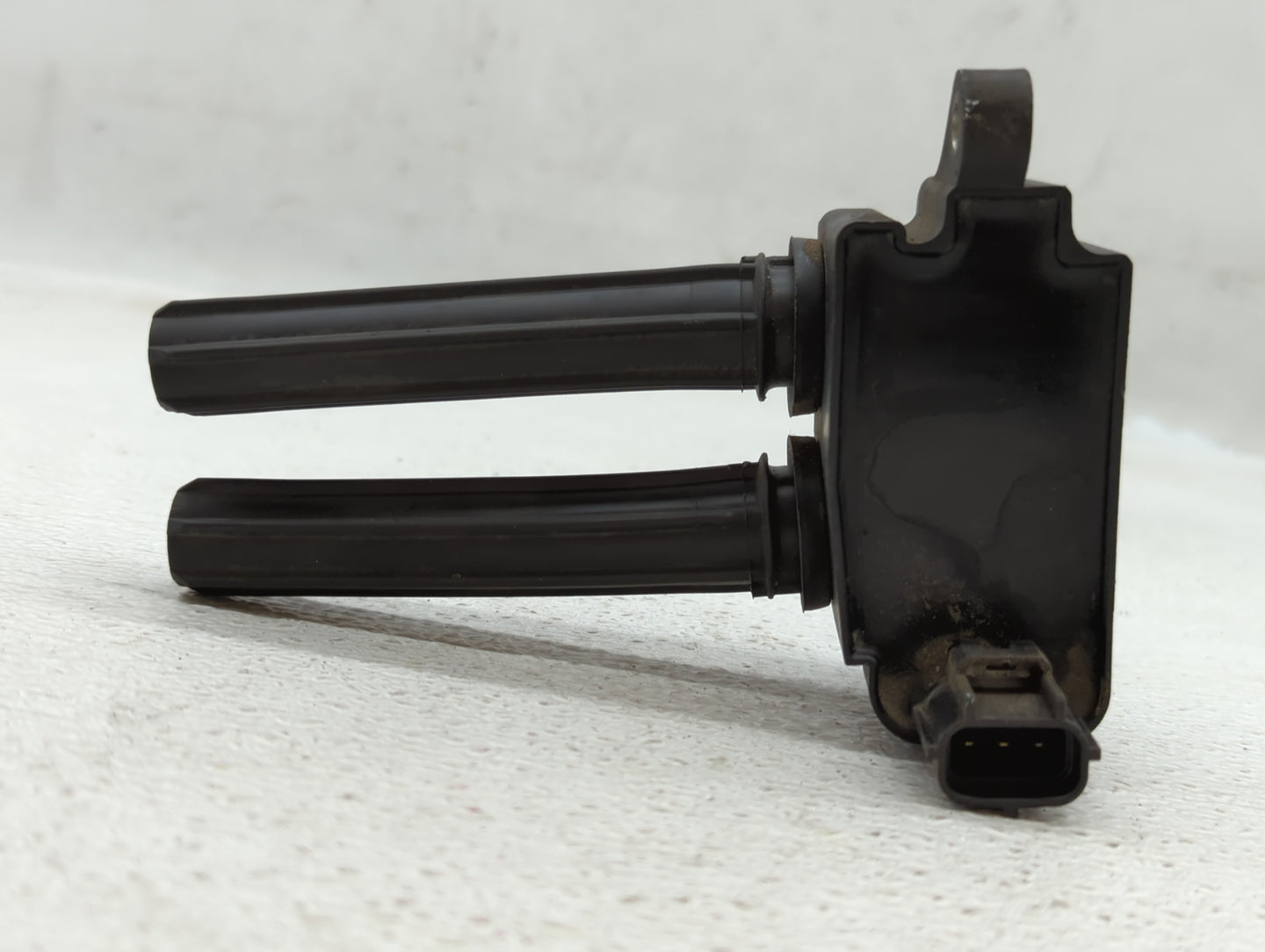2005-2022 Chrysler 300 Ignition Coil Igniter Pack - Oemusedautoparts1.com