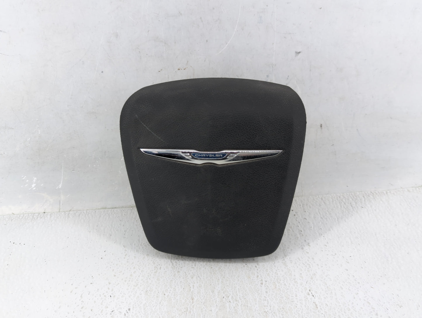 2011-2014 Chrysler 300 Air Bag Passenger Right Knee OEM P/N:P1JA22DX9AE Fits Fits 2011 2012 2013 2014 OEM Used Auto Parts - 