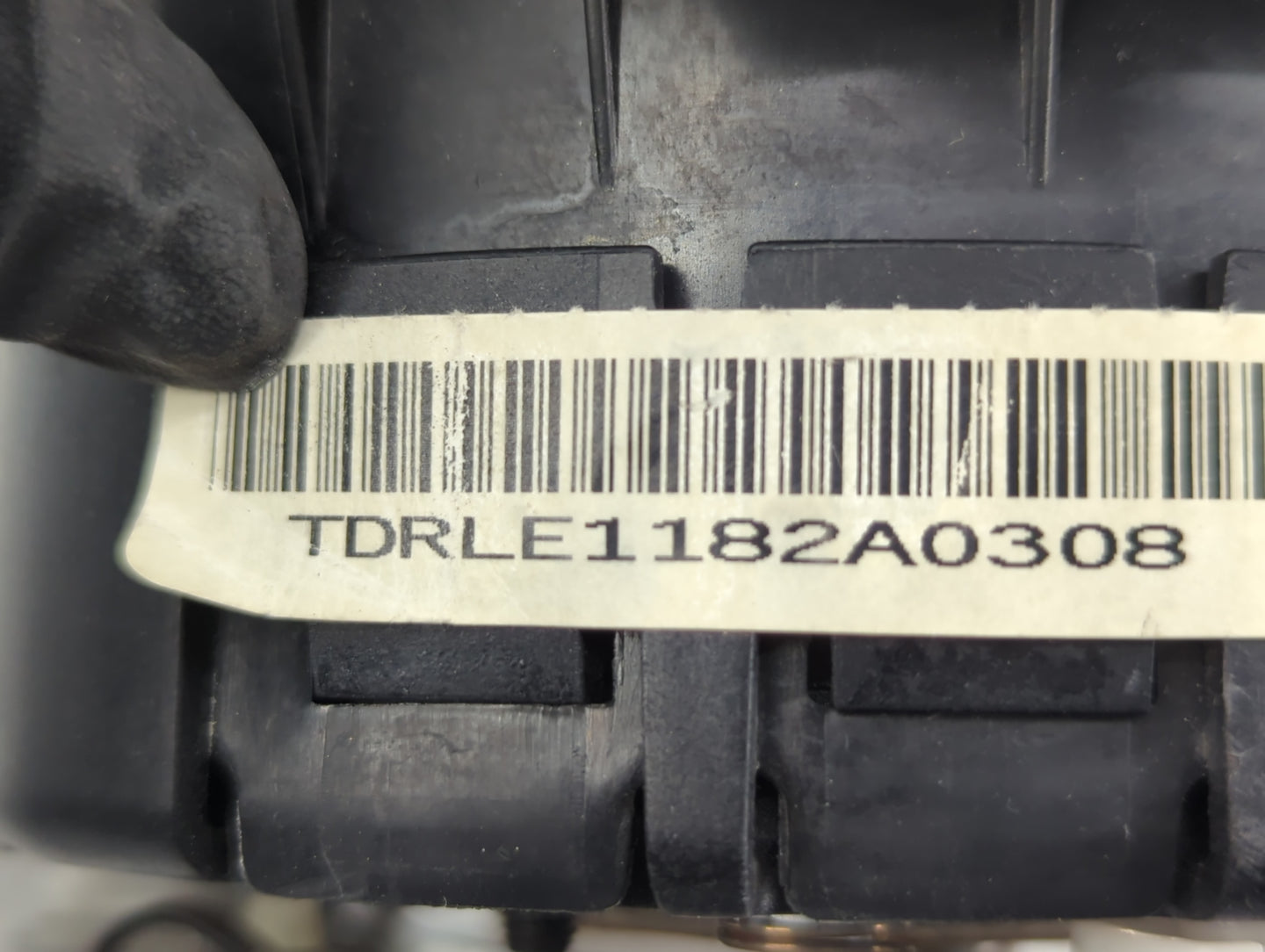 2011-2014 Chrysler 300 Air Bag Passenger Right Knee Oem - Oemusedautoparts1.com