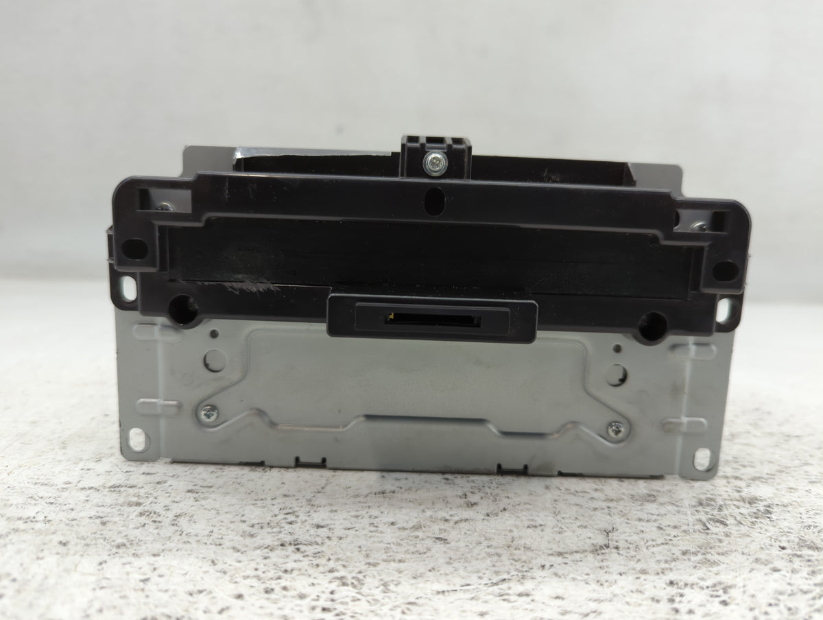 2011-2011 Chrysler 300 Am Fm Cd Player Radio Receiver 726140 - Oemusedautoparts1.com