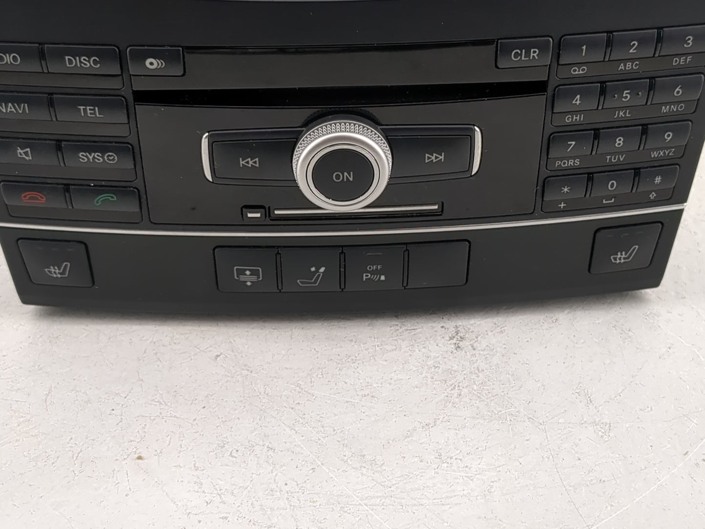 2011 Chrysler E Class Radio AM FM Cd Player Receiver Replacement P/N:A 212 900 86 09 Fits OEM Used Auto Parts - Oemusedautop