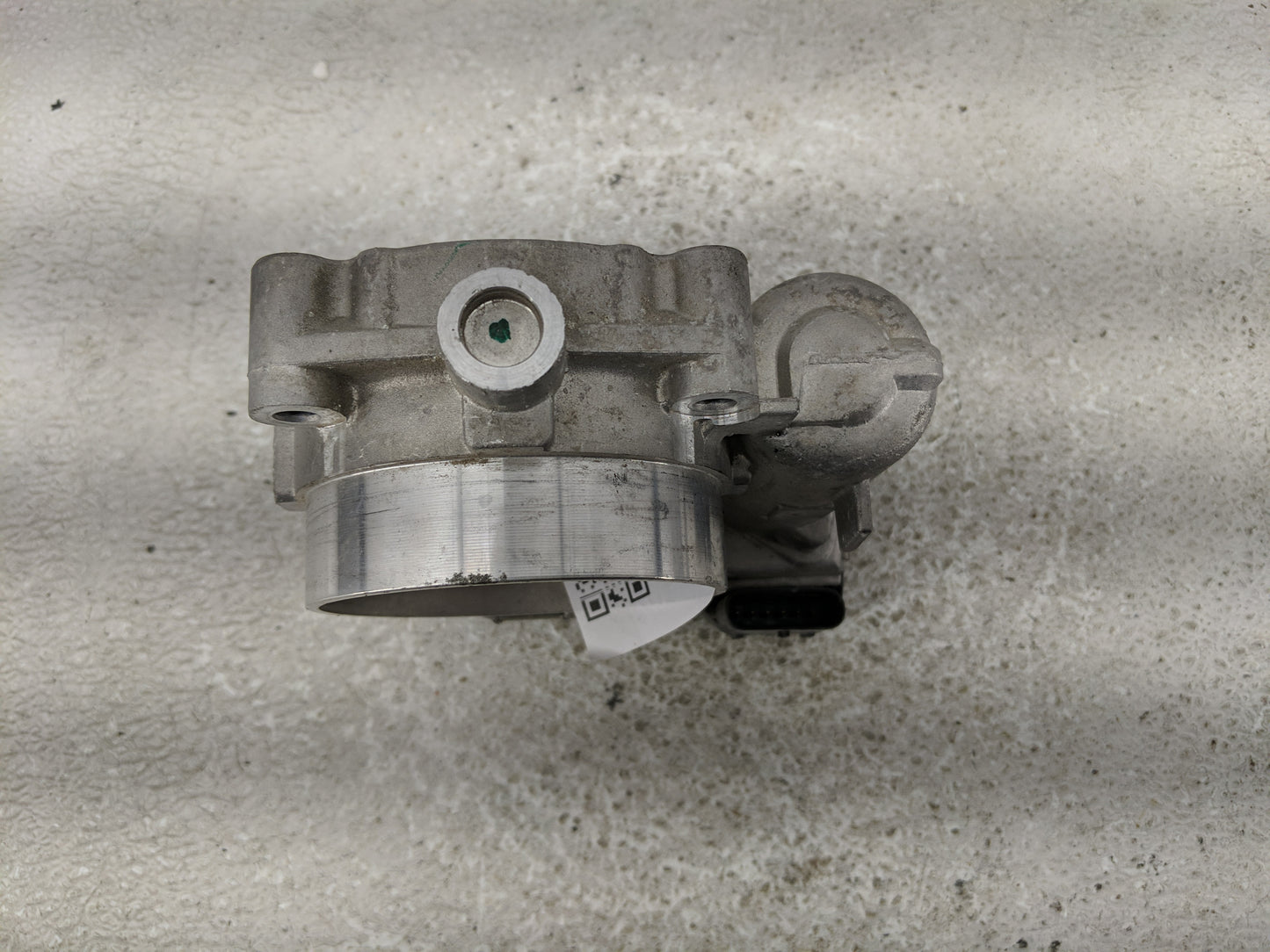 2011 Chrysler Pacifica Throttle Body P/N:05184349AC Fits OEM Used Auto Parts - Oemusedautoparts1.com