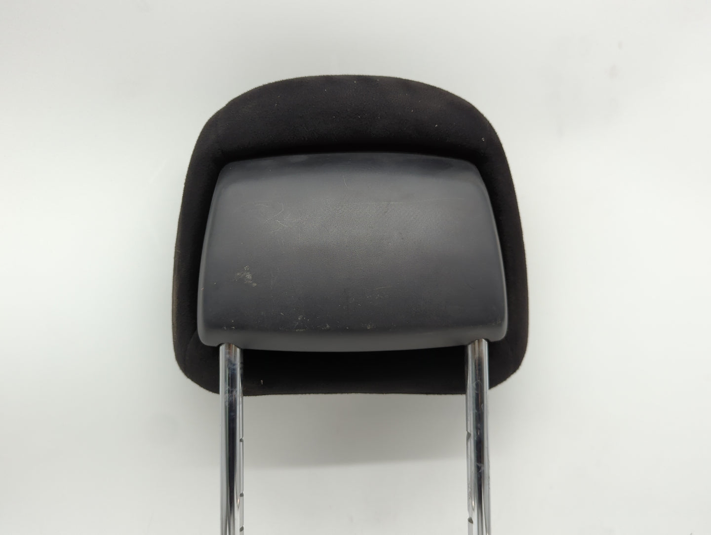 2011 Chrysler Town and Country Headrest Head Rest Front Driver Passenger Seat Fits OEM Used Auto Parts - Oemusedautoparts1.c