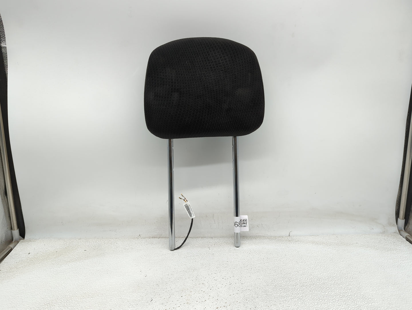 Chrysler Town And Country Headrest Head Rest Front Driver Passenger Seat - Oemusedautoparts1.com