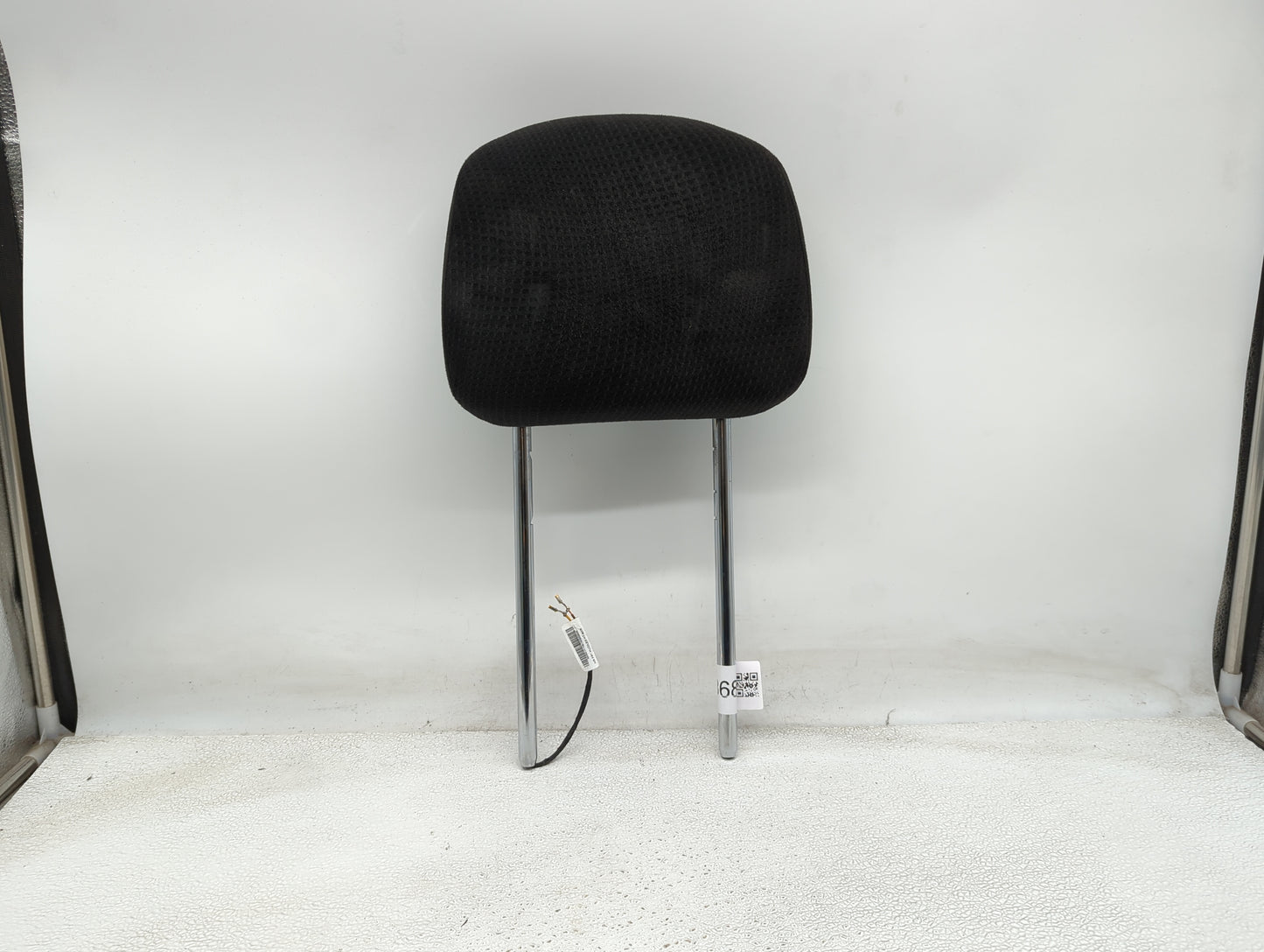 Chrysler Town And Country Headrest Head Rest Front Driver Passenger Seat - Oemusedautoparts1.com