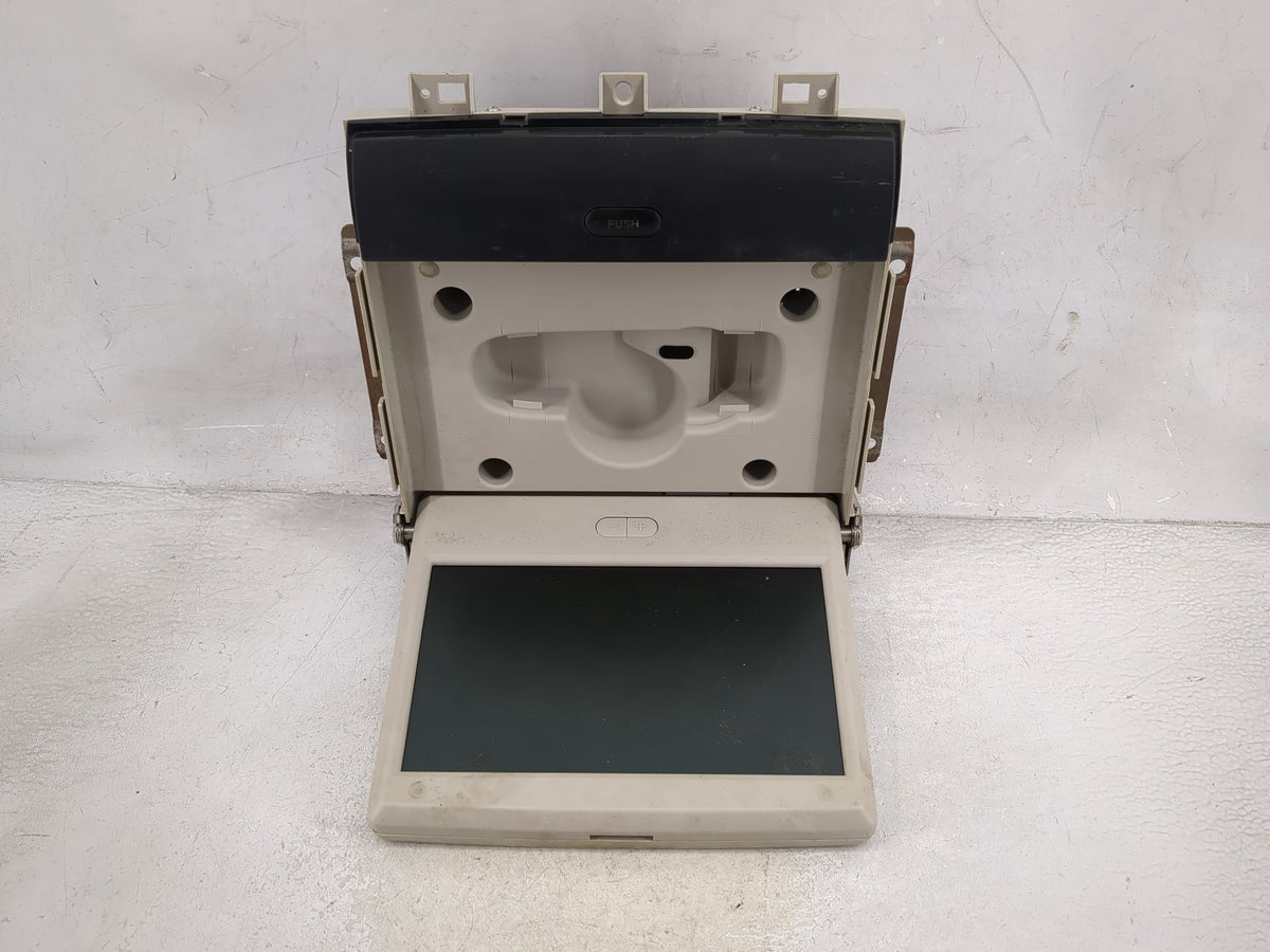 Chrysler Town And Country Information Radio Display Screen Tan 1511992 - Oemusedautoparts1.com