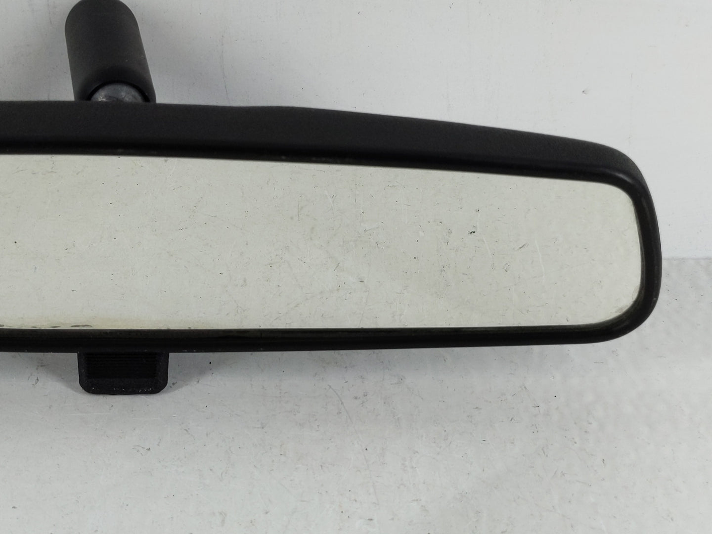 2010 Chrysler Town & Country Interior Rear View Mirror Replacement OEM P/N:E8011083 Fits OEM Used Auto Parts - Oemusedautopa