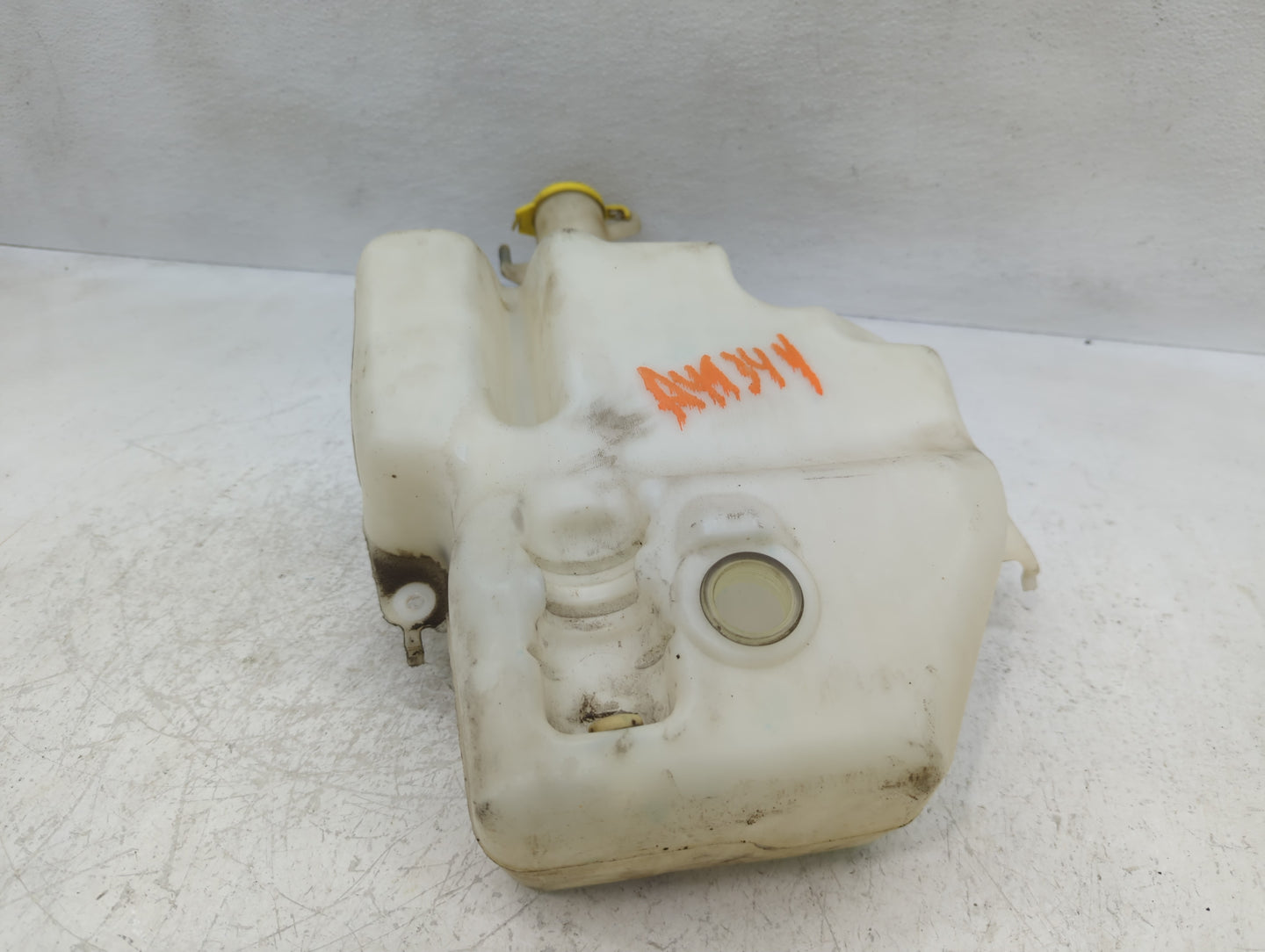 2011 Town & Country Windshield Washer Fluid Reservoir Bottle Oem - Oemusedautoparts1.com