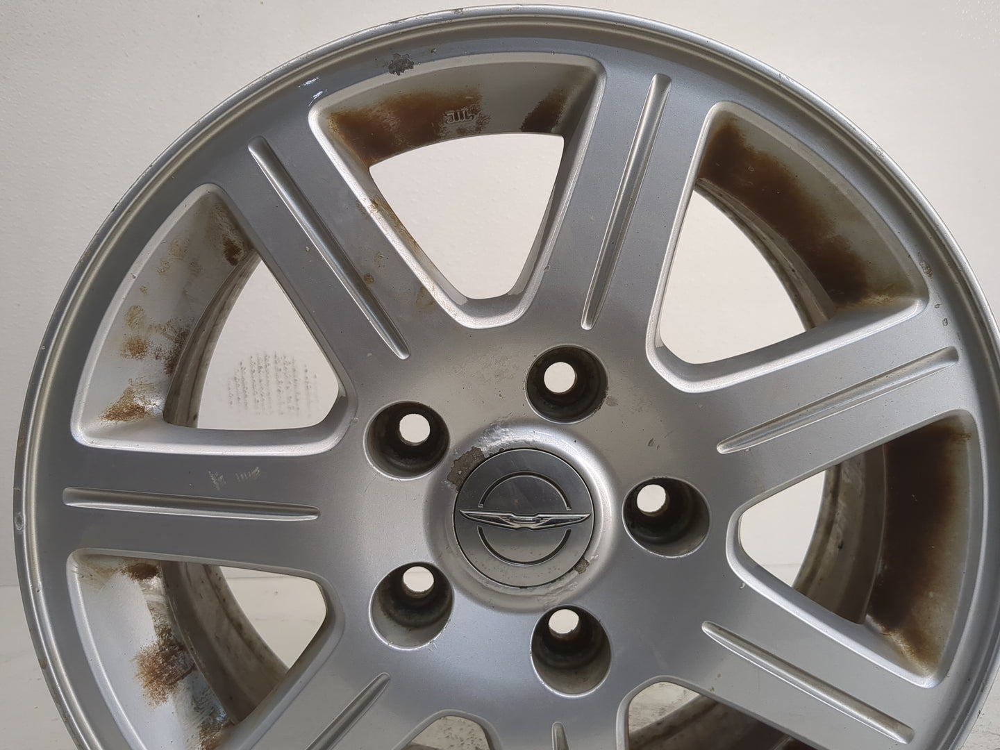 2011-2012 Chrysler Town & Country Oem Wheel Rim - Oemusedautoparts1.com