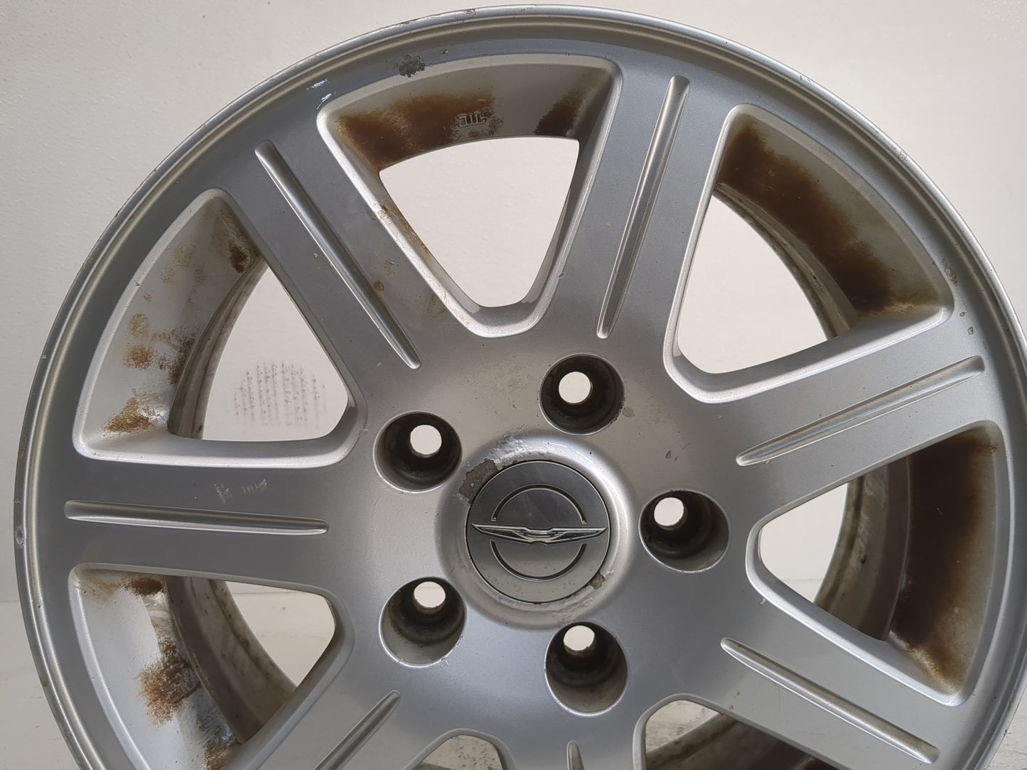 2011-2012 Chrysler Town & Country Oem Wheel Rim - Oemusedautoparts1.com