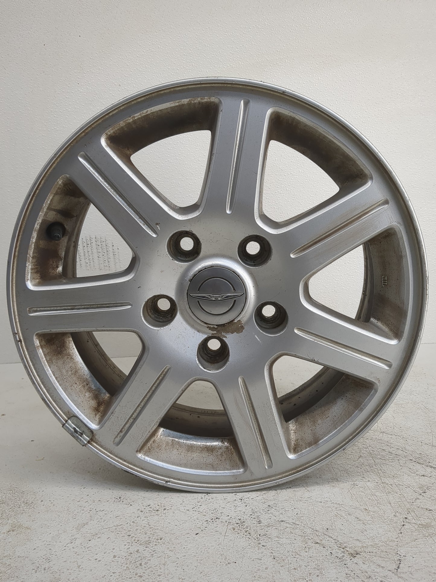 2011-2012 Chrysler Town & Country Oem Wheel Rim - Oemusedautoparts1.com