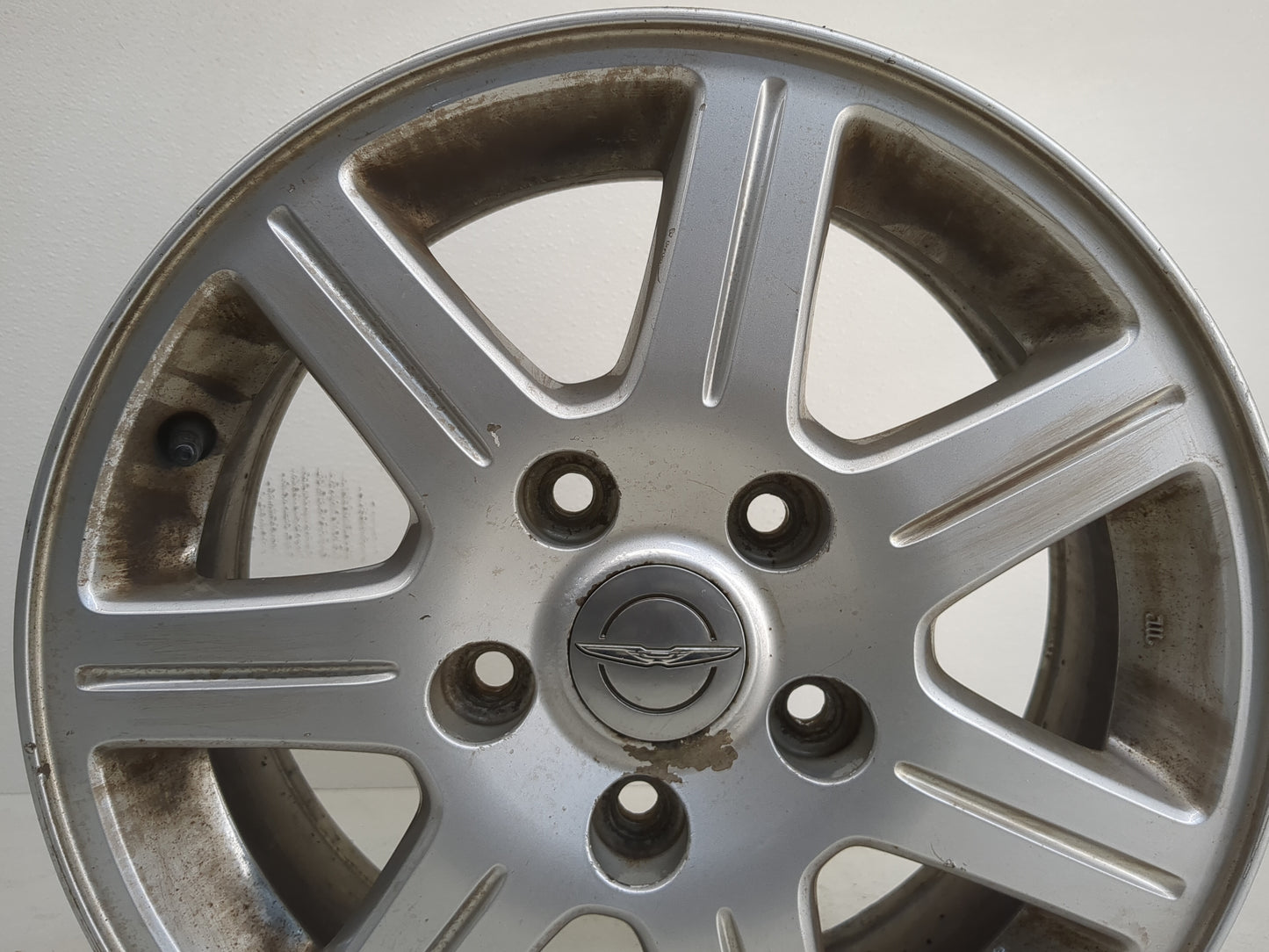 2011-2012 Chrysler Town & Country Oem Wheel Rim - Oemusedautoparts1.com