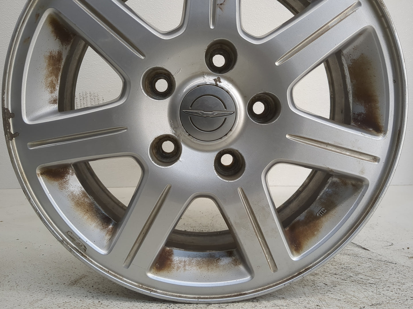 2011-2012 Chrysler Town & Country Oem Wheel Rim - Oemusedautoparts1.com