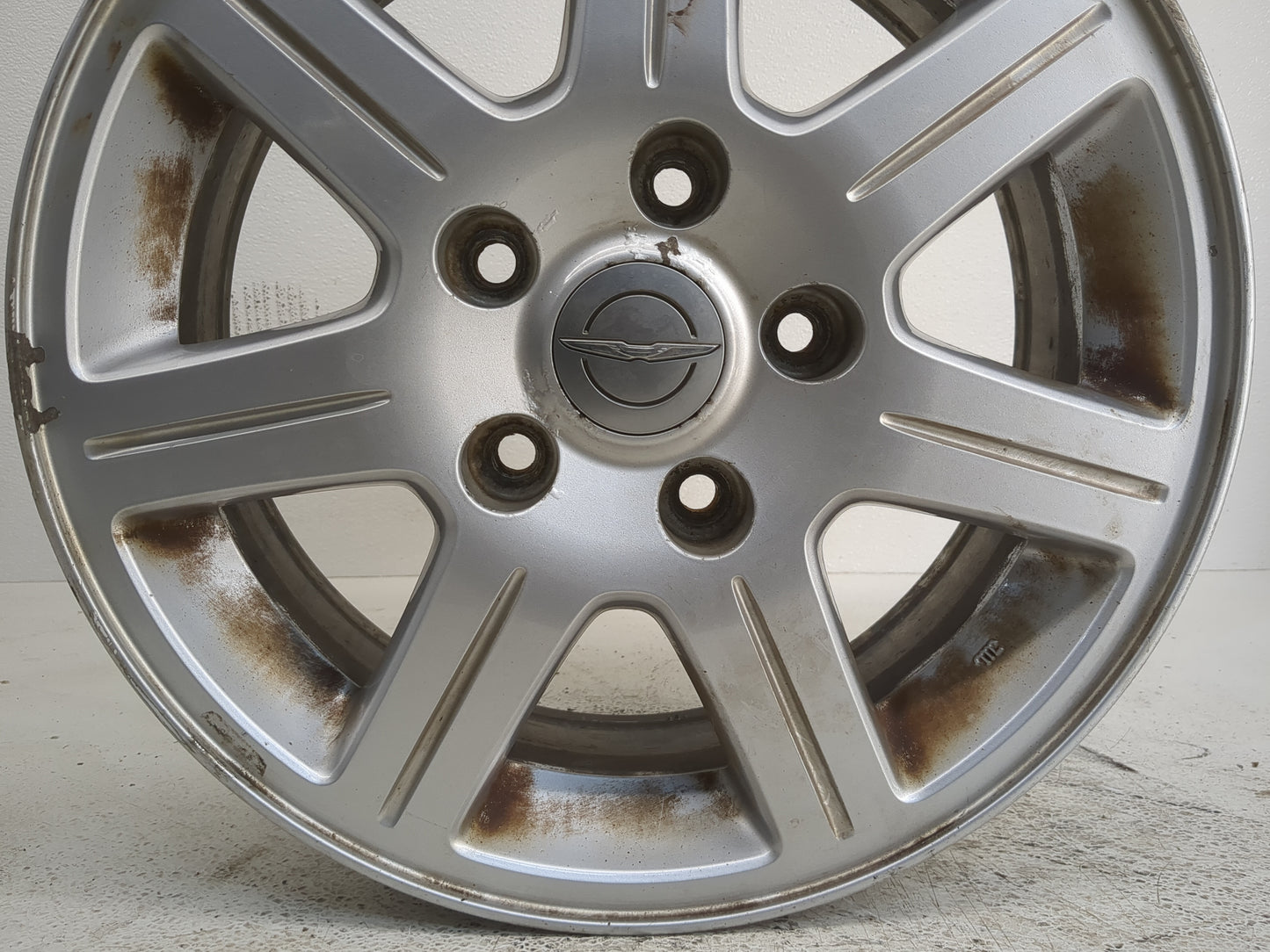 2011-2012 Chrysler Town & Country Oem Wheel Rim - Oemusedautoparts1.com