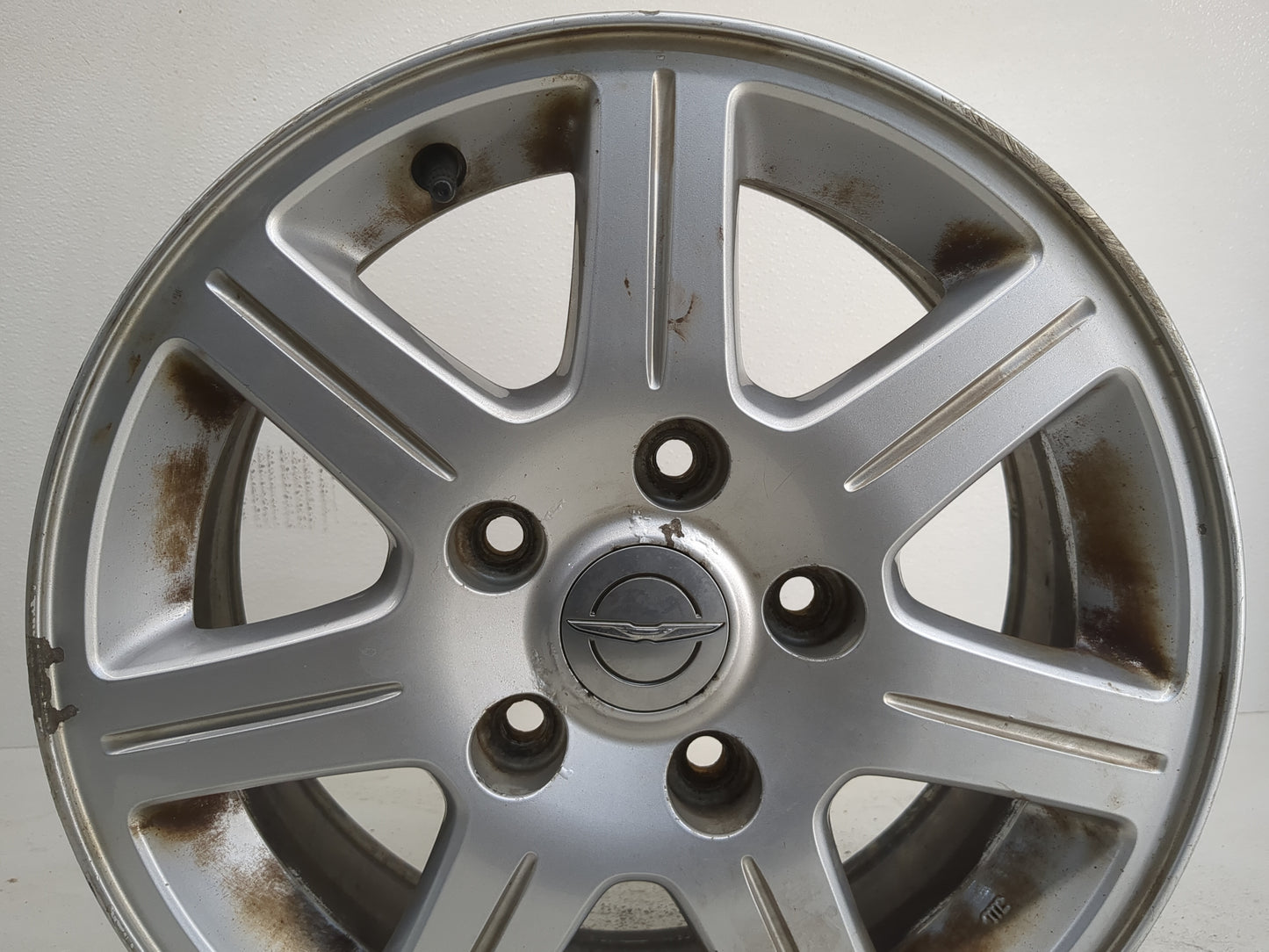 2011-2012 Chrysler Town & Country Oem Wheel Rim - Oemusedautoparts1.com