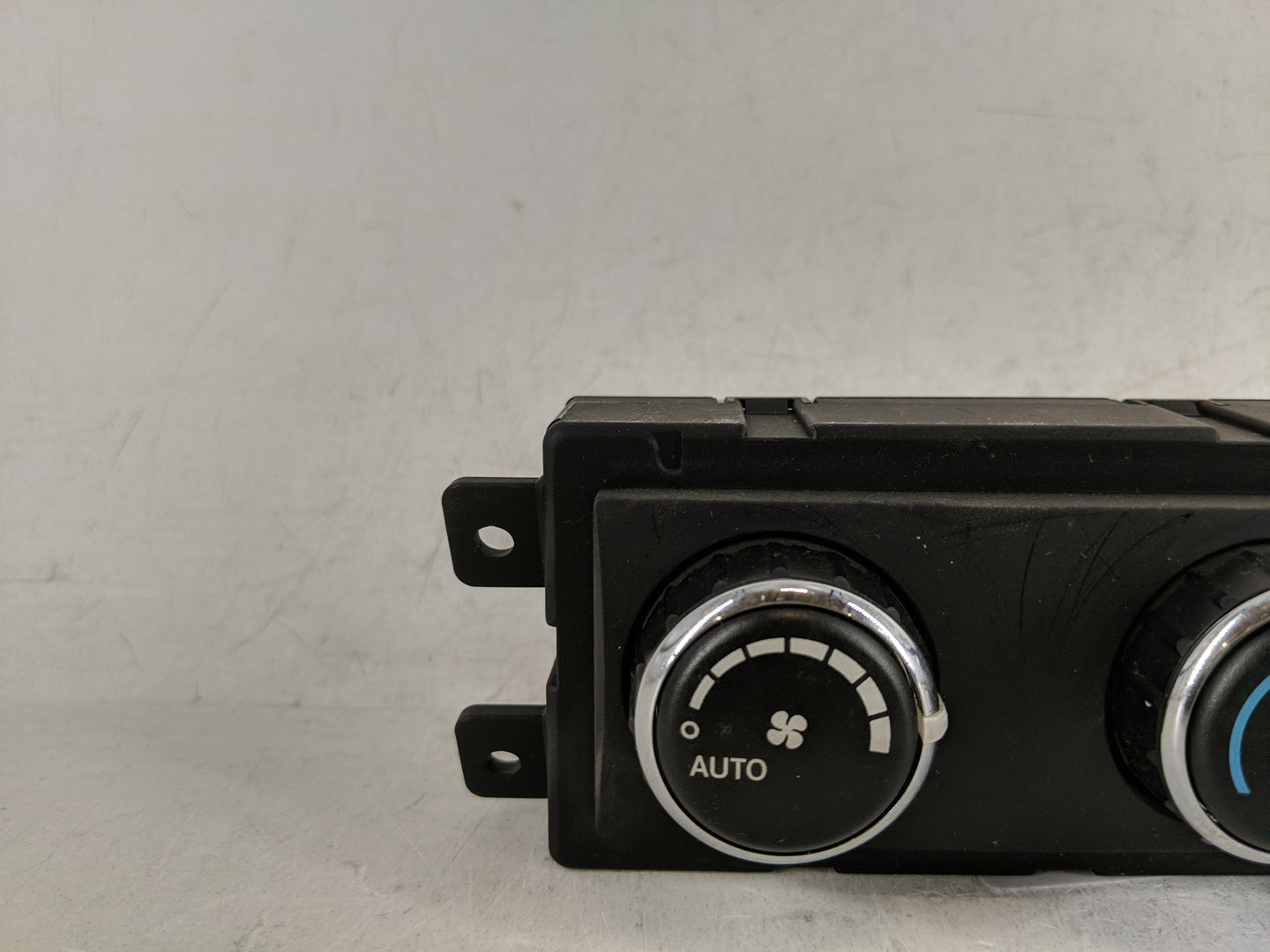 2011-2012 Chrysler Town & Country Climate Control Module Temperature AC/Heater Replacement P/N:55111968AA Fits Fits 2011 201