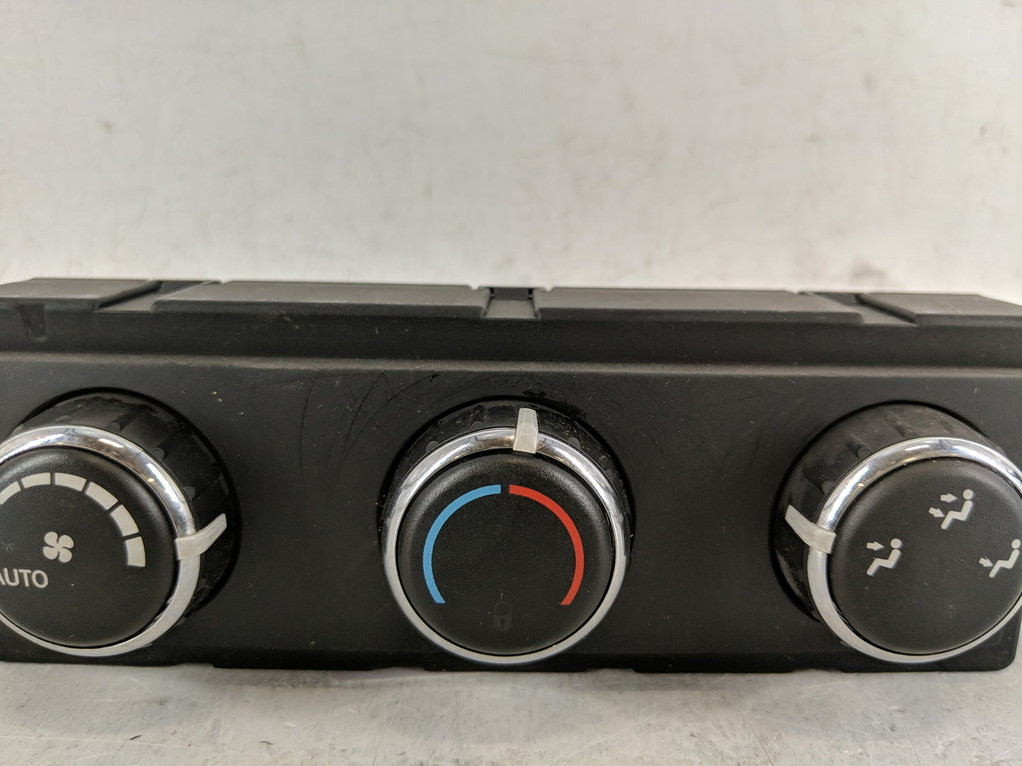 2011-2012 Chrysler Town & Country Climate Control Module Temperature AC/Heater Replacement P/N:55111968AA Fits Fits 2011 201