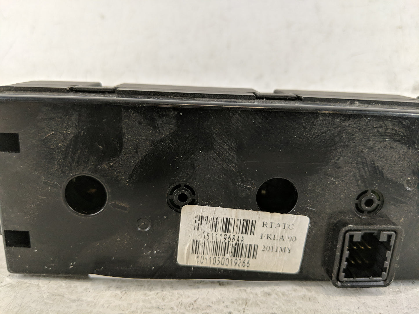 2011-2012 Chrysler Town & Country Climate Control Module Temperature AC/Heater Replacement P/N:55111968AA Fits Fits 2011 201