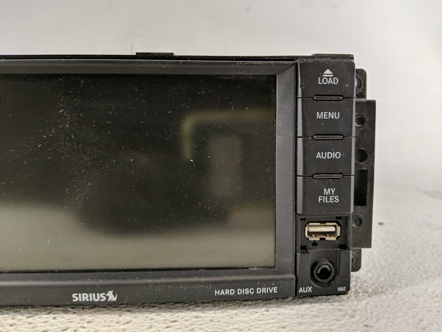 2009-2011 Chrysler Town & Country Radio AM FM Cd Player Receiver Replacement Fits Fits 2008 2009 2010 2011 OEM Used Auto Par