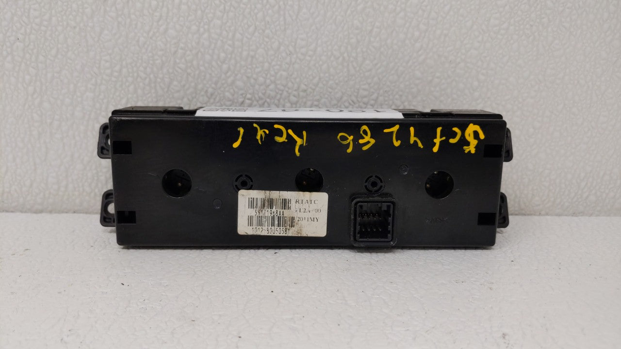 2011-2012 Chrysler Town & Country Climate Control Module Temperature AC/Heater Replacement P/N:P55111236AE 55111968AA Fits O